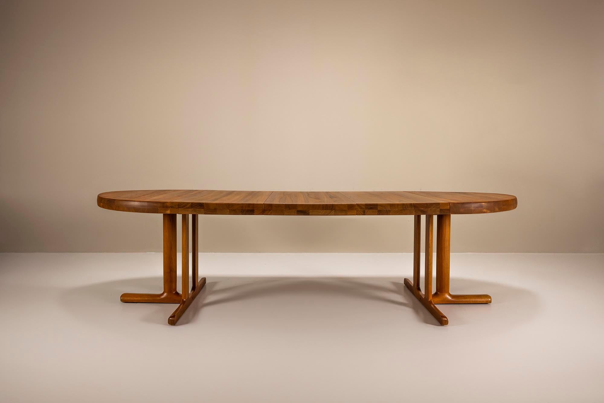 Extendable Dining Table in Teak attr. to Dyrlund, Denmark 1960s 1
