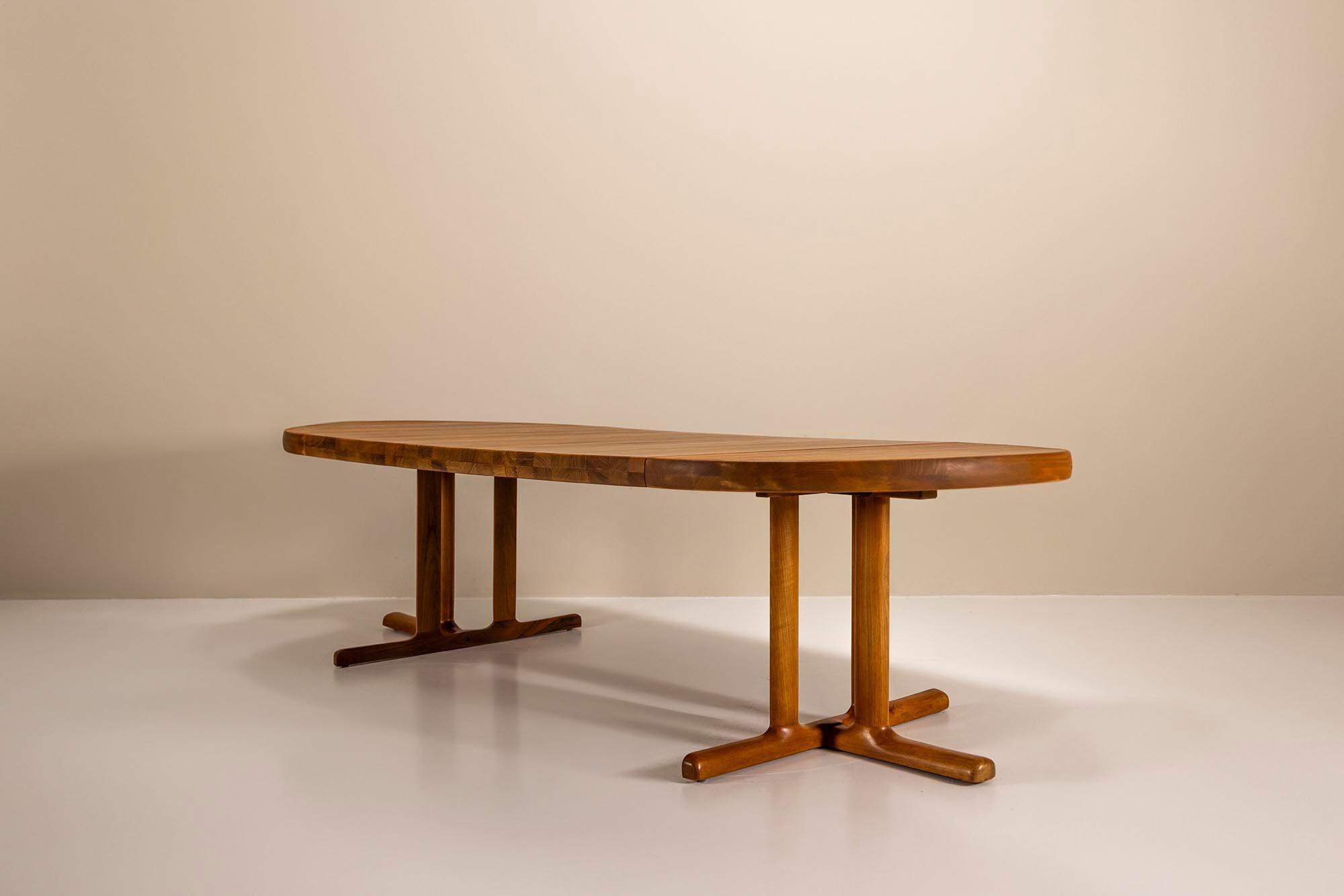 Extendable Dining Table in Teak attr. to Dyrlund, Denmark 1960s 2