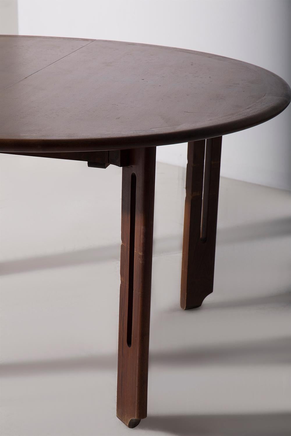Wood Extendable dining table of Rossi di Albizzate