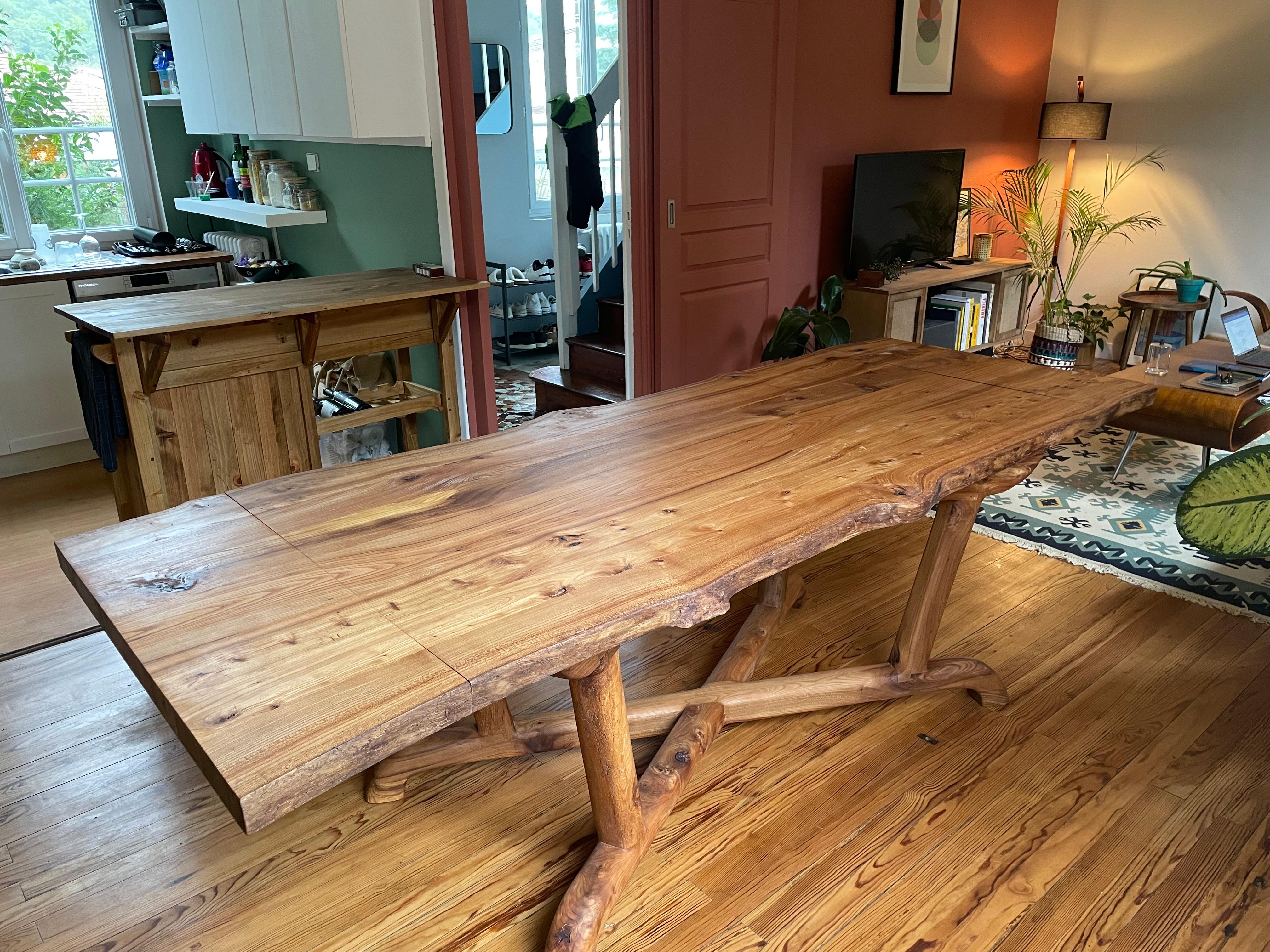 Français Table de salle à manger à rallonge - bois d'orme récupéré en vente