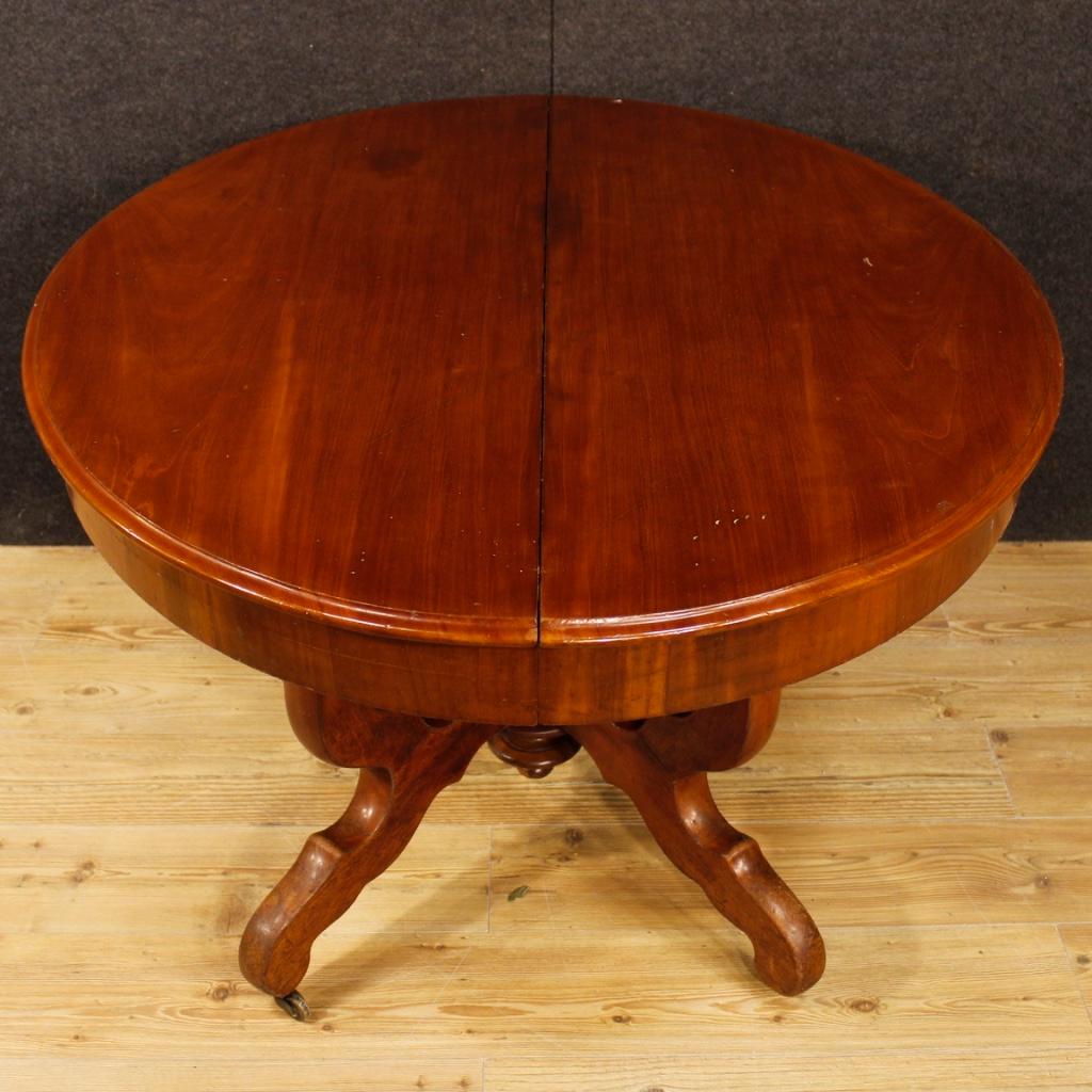 Extendable Dutch Dining Table in Carved Mahogany Wood from 20th Century 3