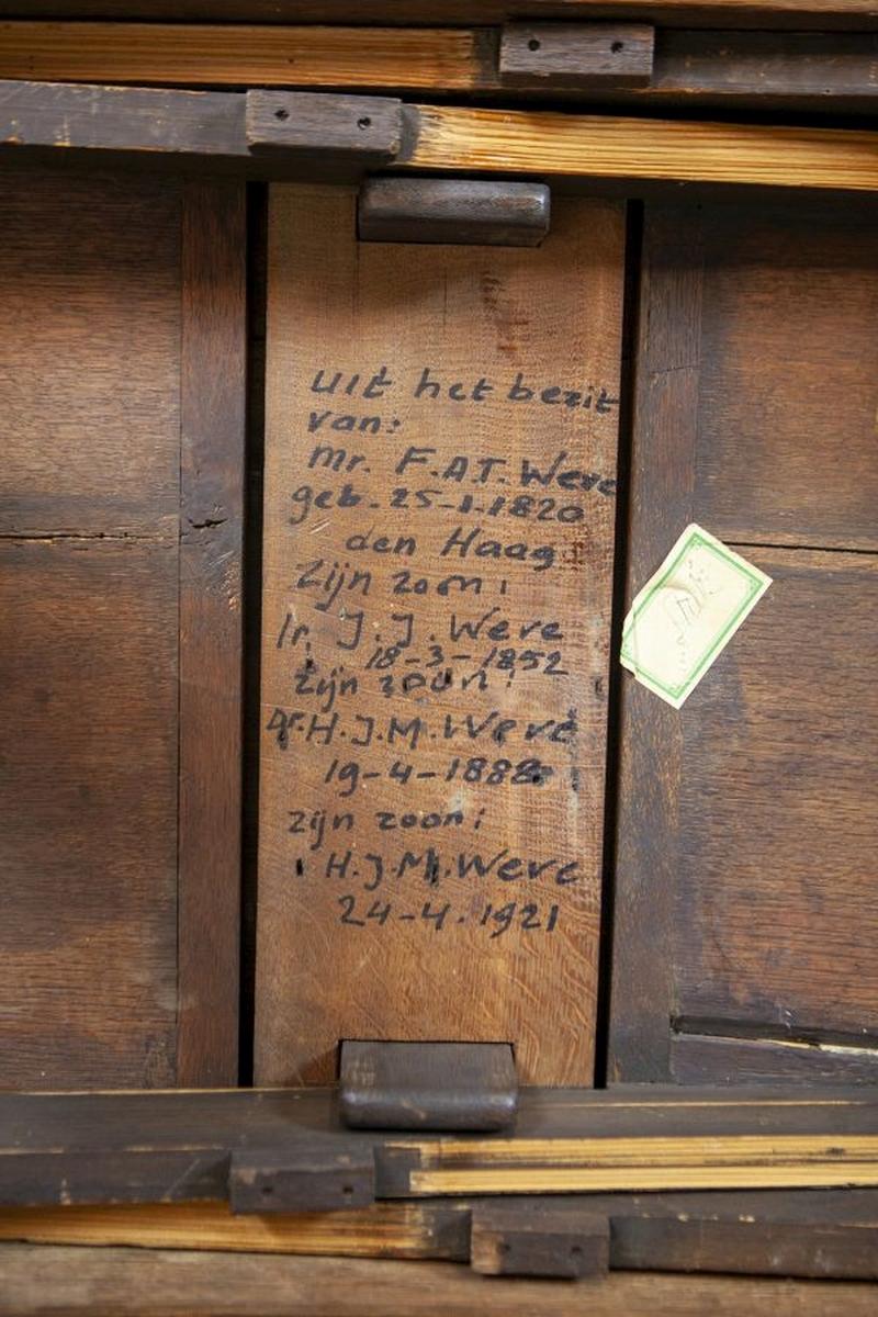 Extendable Dutch Oak Side Table, Late 19th Century - With provenance documented For Sale 7