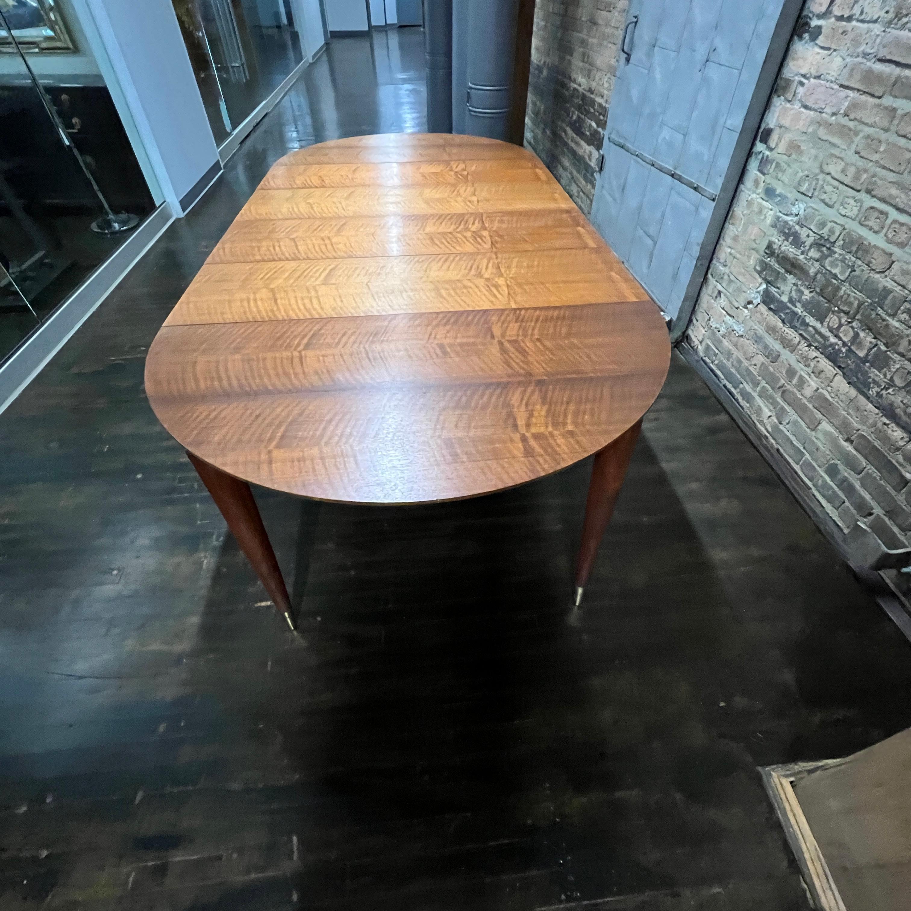 Extendable Gio Ponte Dining Table in Italian Walnut by Singer and Sons  6