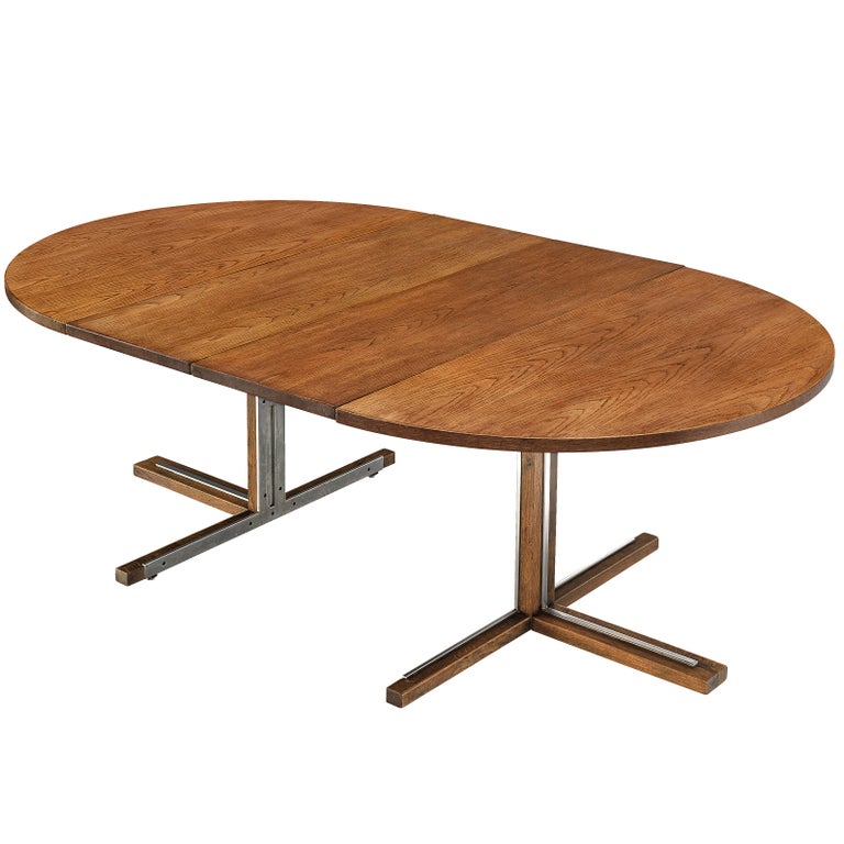 Extendable Italian Dining Table in Oak For Sale at 1stDibs