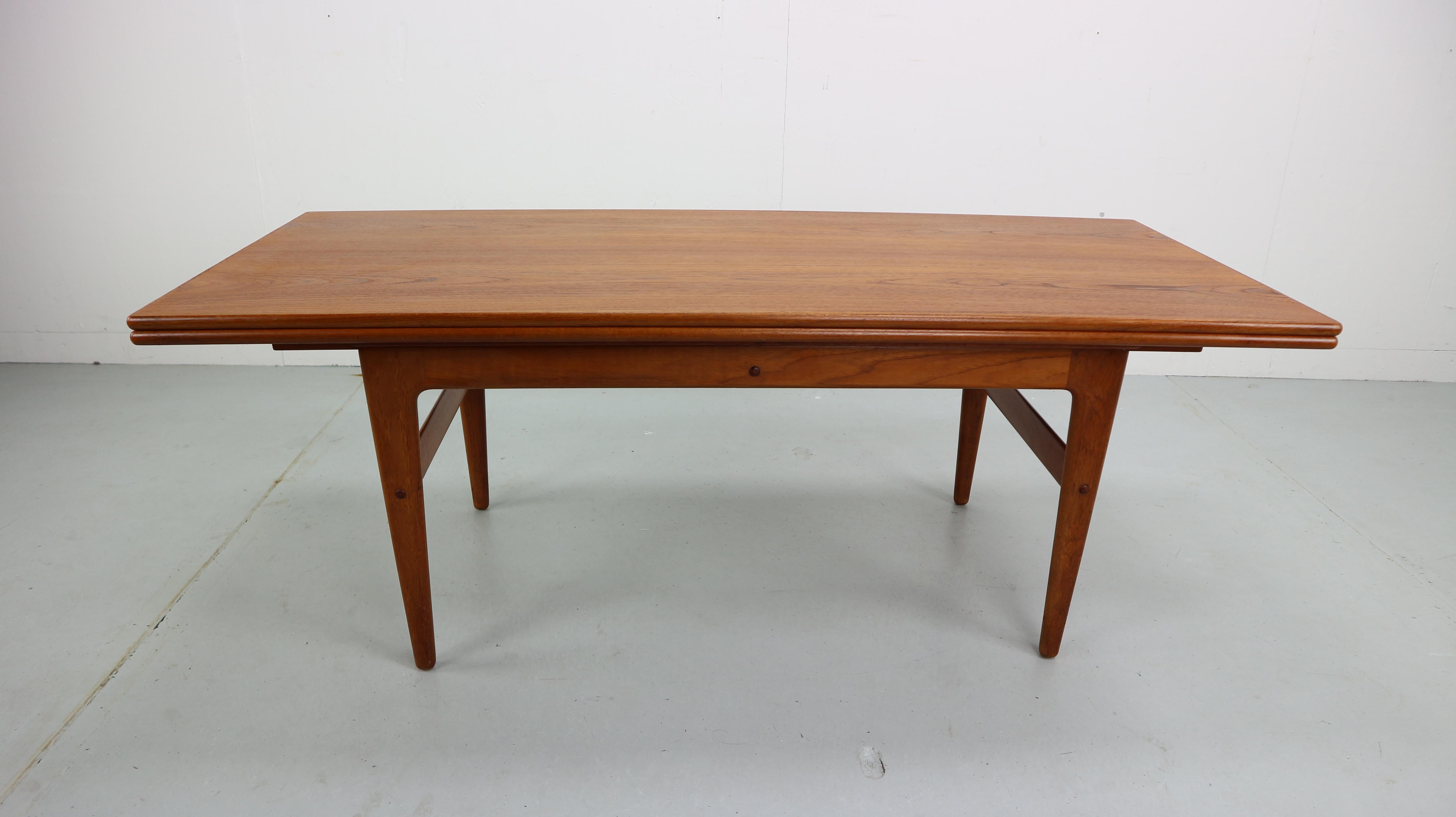 Extendable Kai Kristiansen Elevator Table, Denmark, 1960s 4