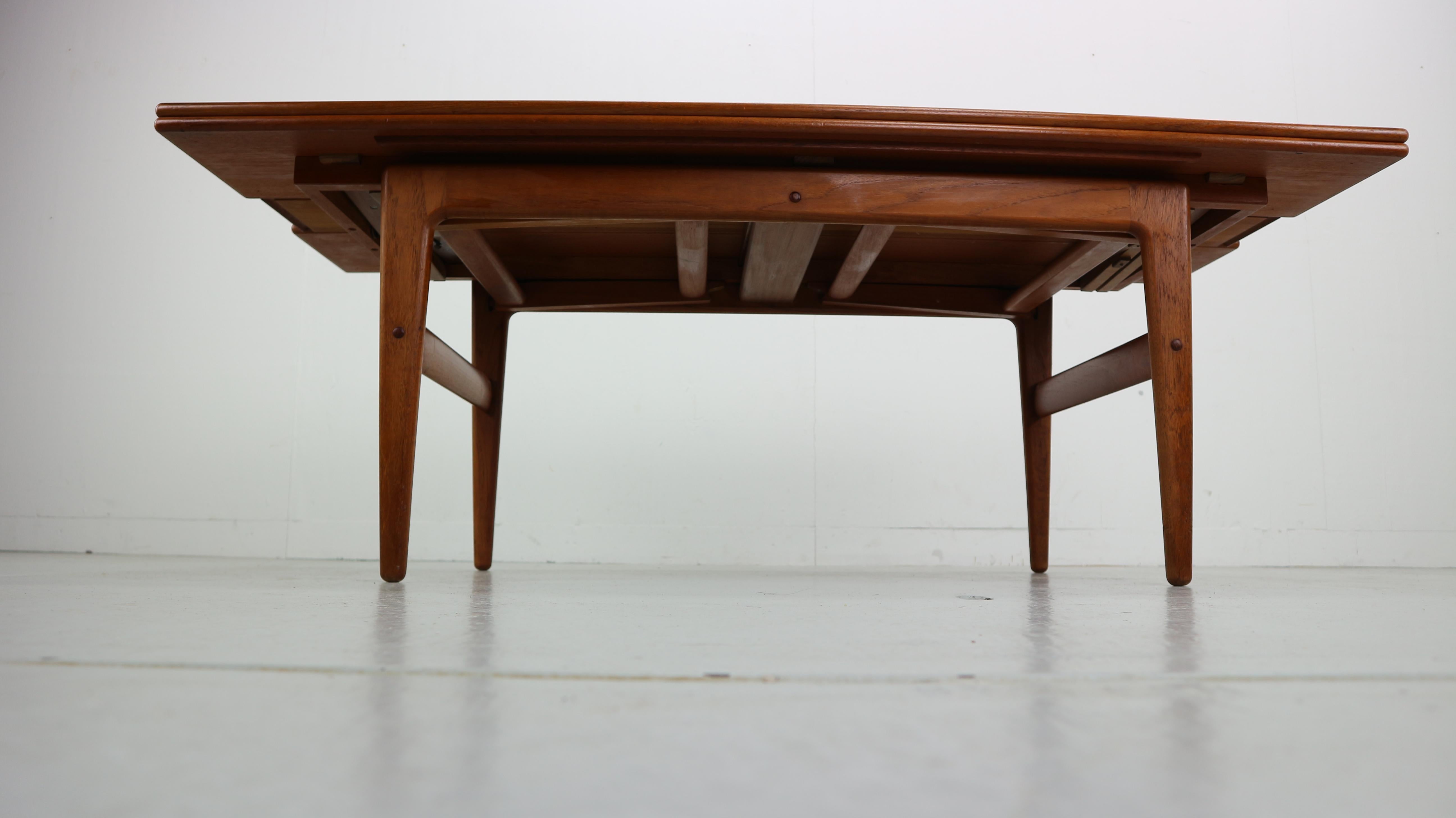 Extendable Kai Kristiansen Elevator Table, Denmark, 1960s 5