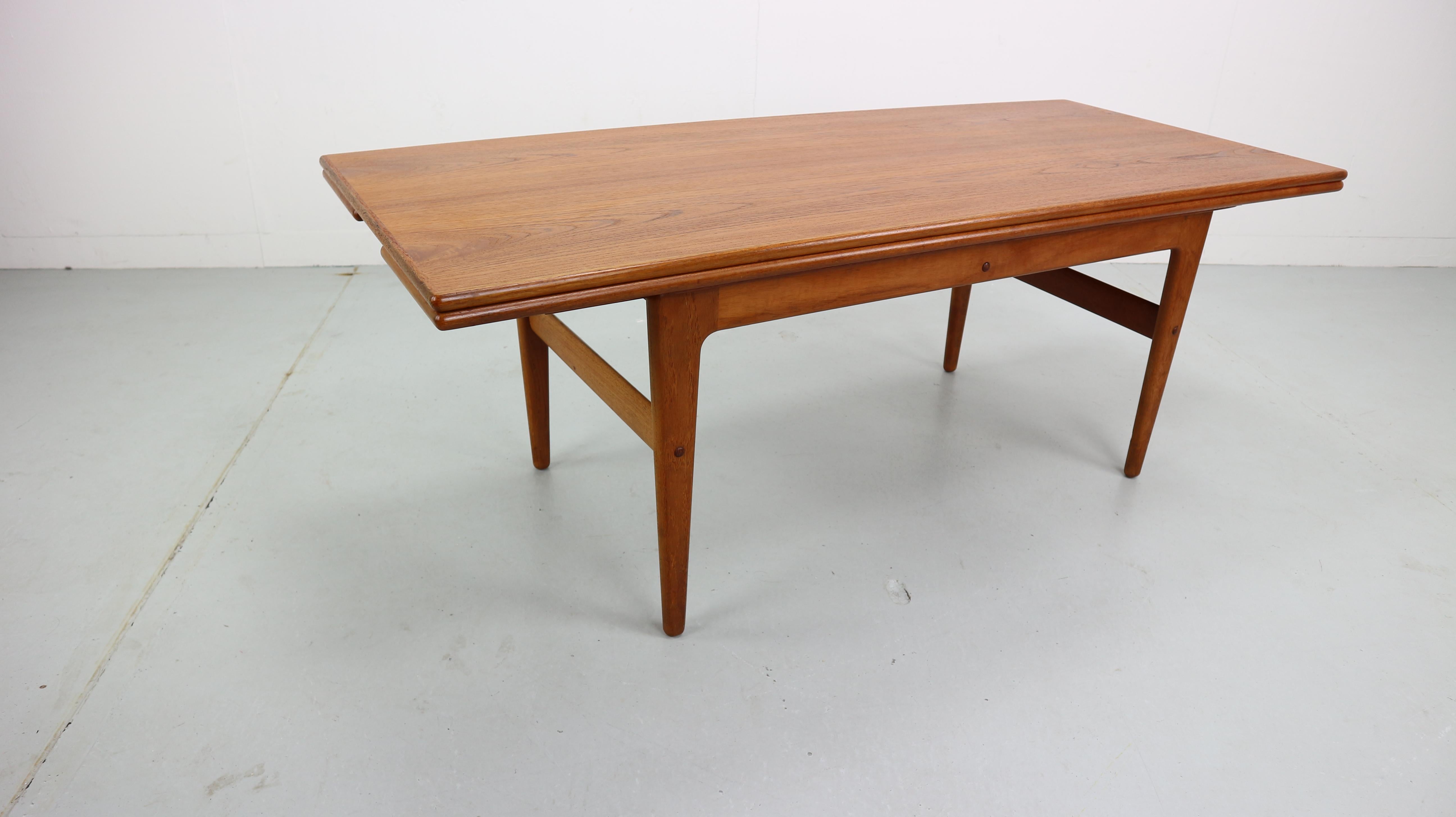 Extendable Kai Kristiansen Elevator Table, Denmark, 1960s 7