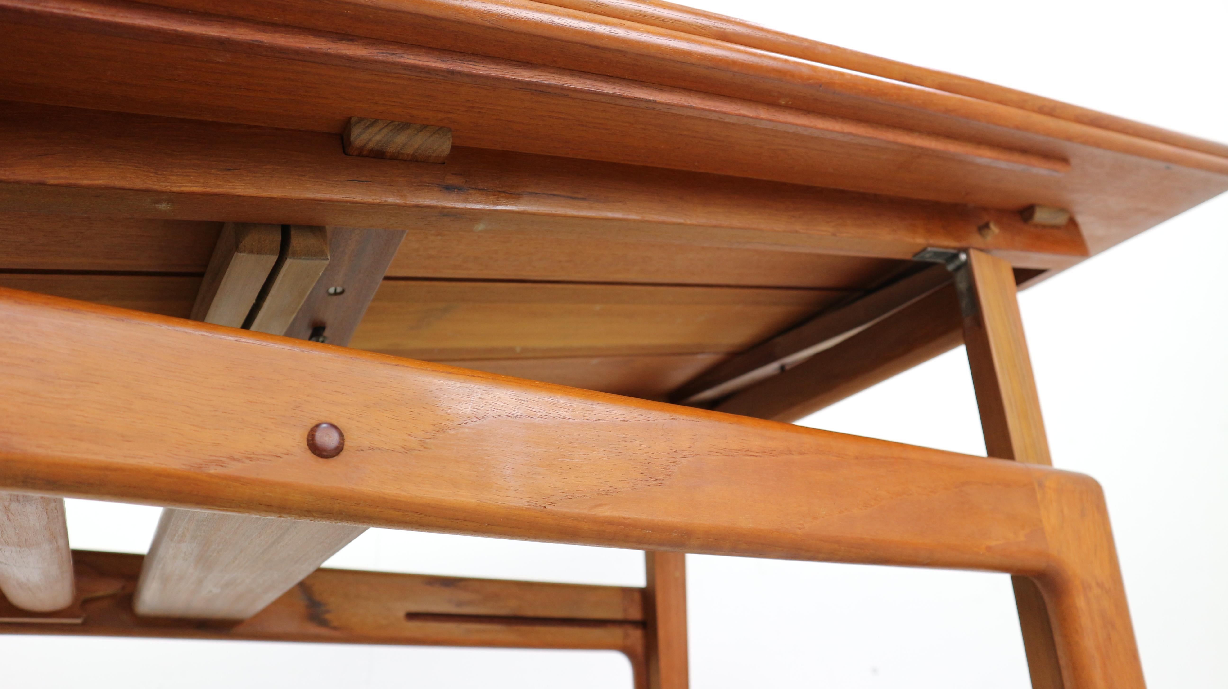 Extendable Kai Kristiansen Elevator Table, Denmark, 1960s 10