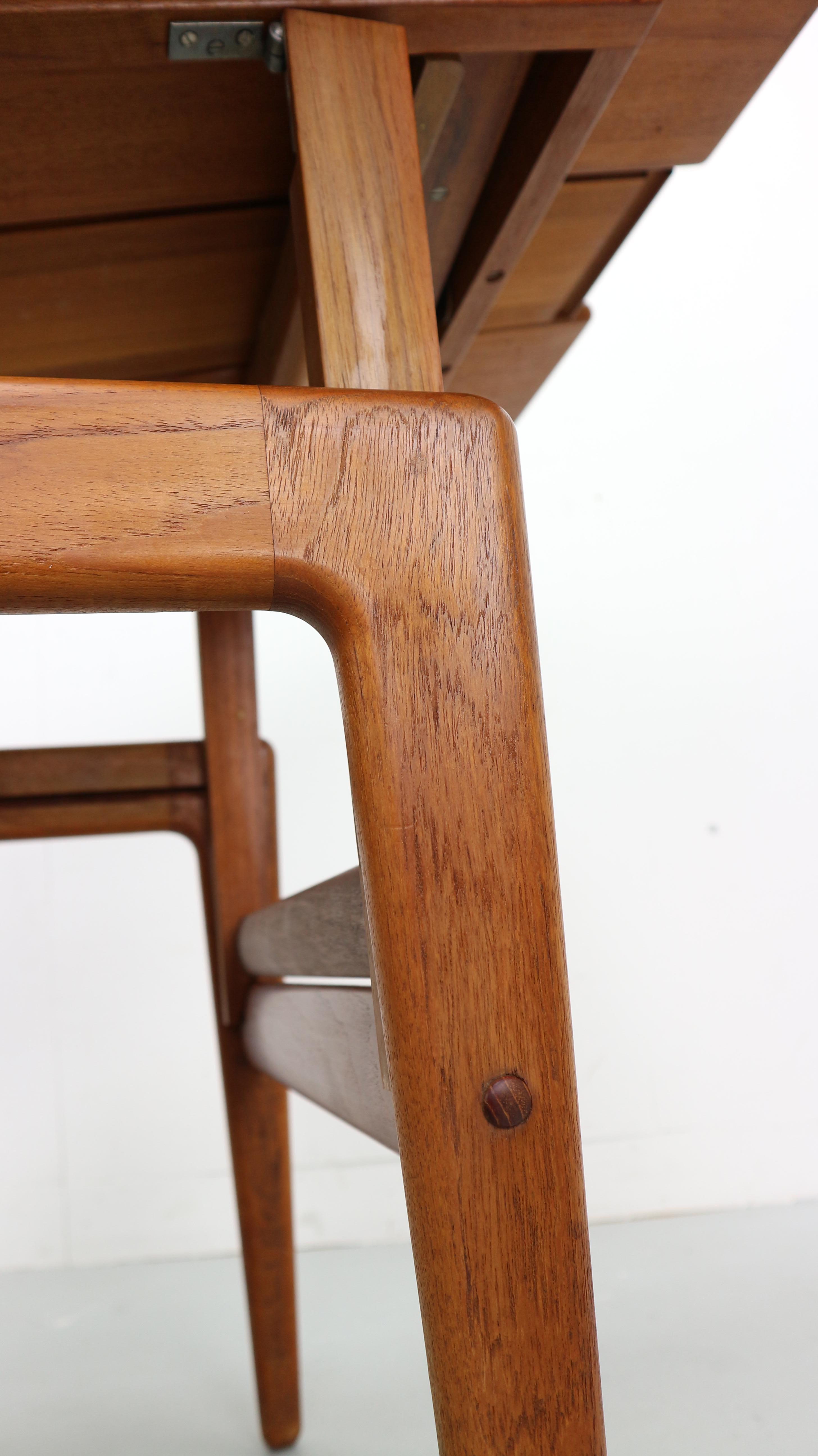 Extendable Kai Kristiansen Elevator Table, Denmark, 1960s 11