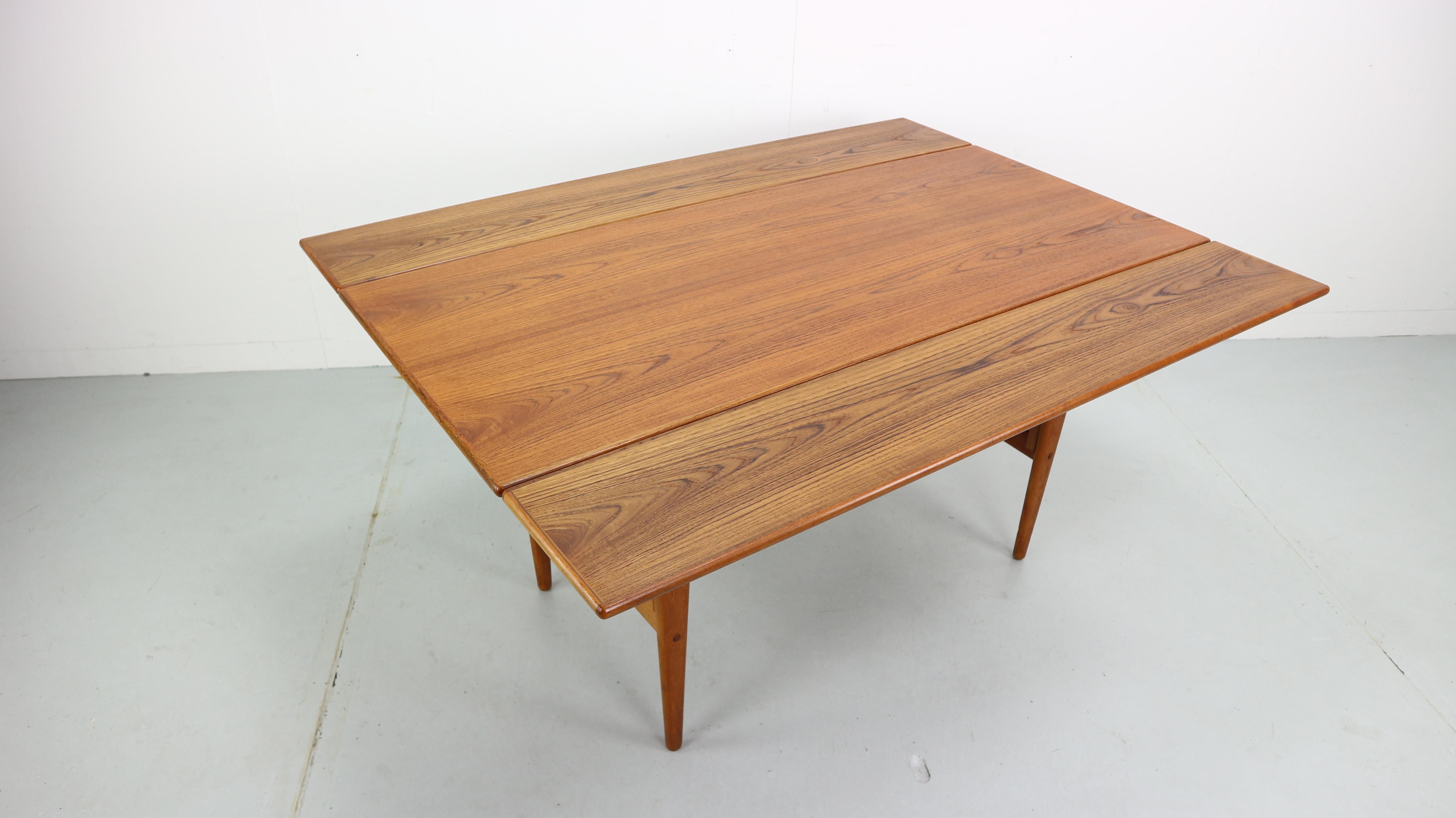 elevator table kai kristiansen