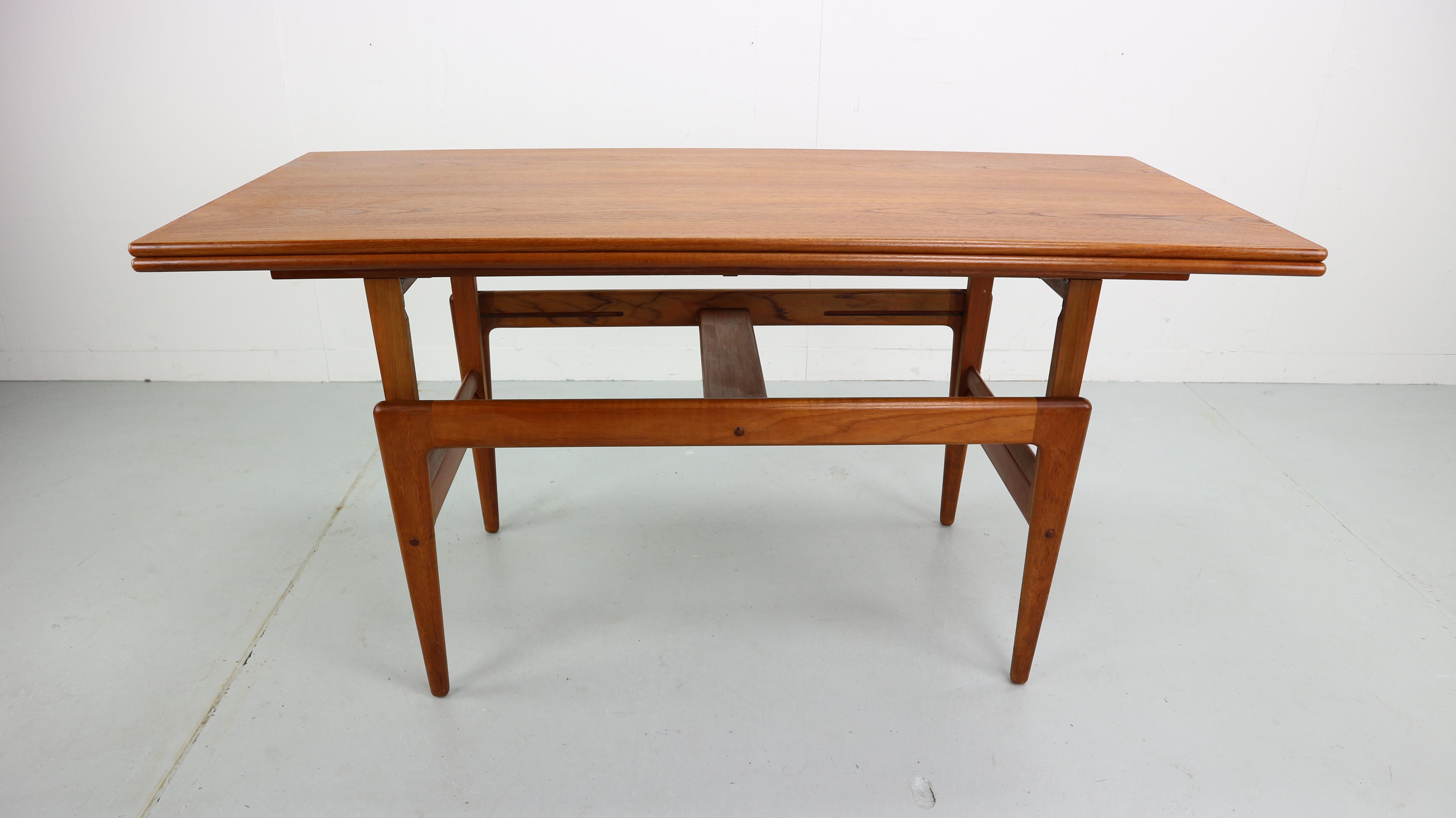 Danish Extendable Kai Kristiansen Elevator Table, Denmark, 1960s