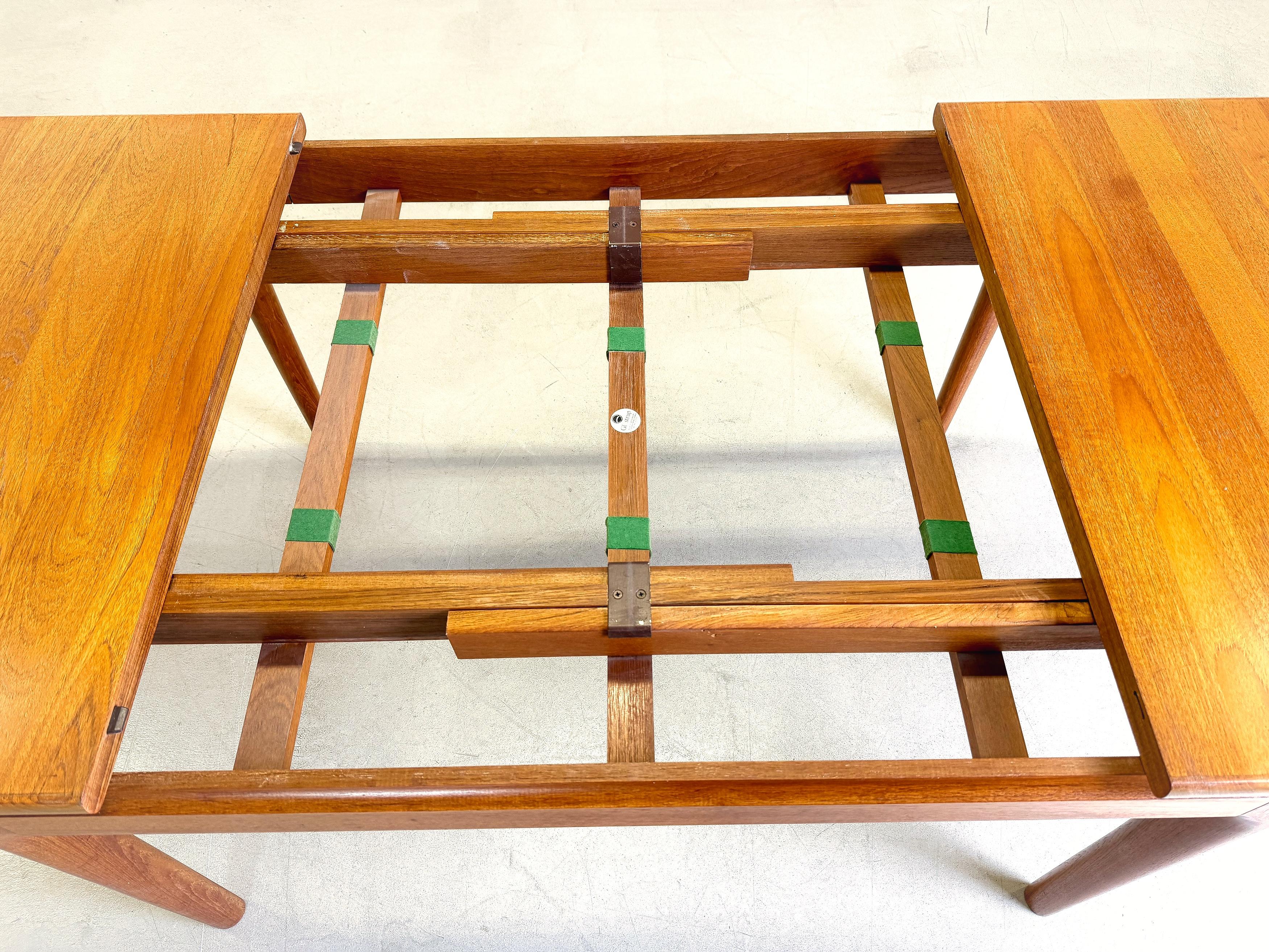 Table de salle à manger extensible Mid Century Glostrup Møbelfabrik teck en vente 1