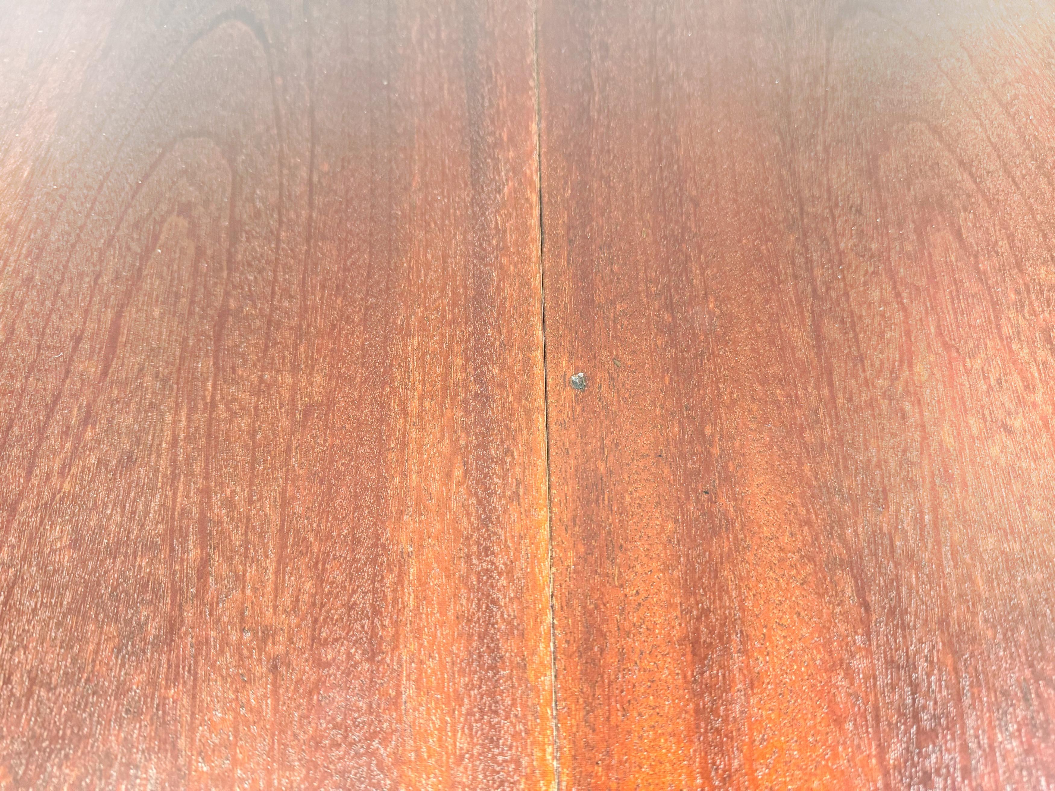 Ausziehbarer Mid-Century-Esstisch aus dunklem Holz, Vintage, 1960er Jahre im Angebot 1