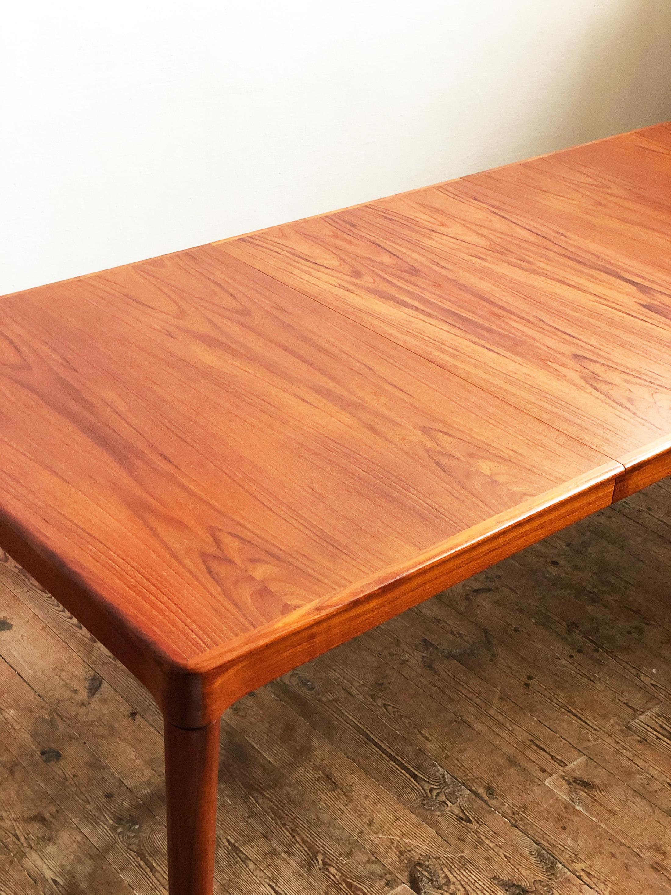 Extendable Midcentury Teak Dining Table by H.W. Klein for Bramin, Denmark 3