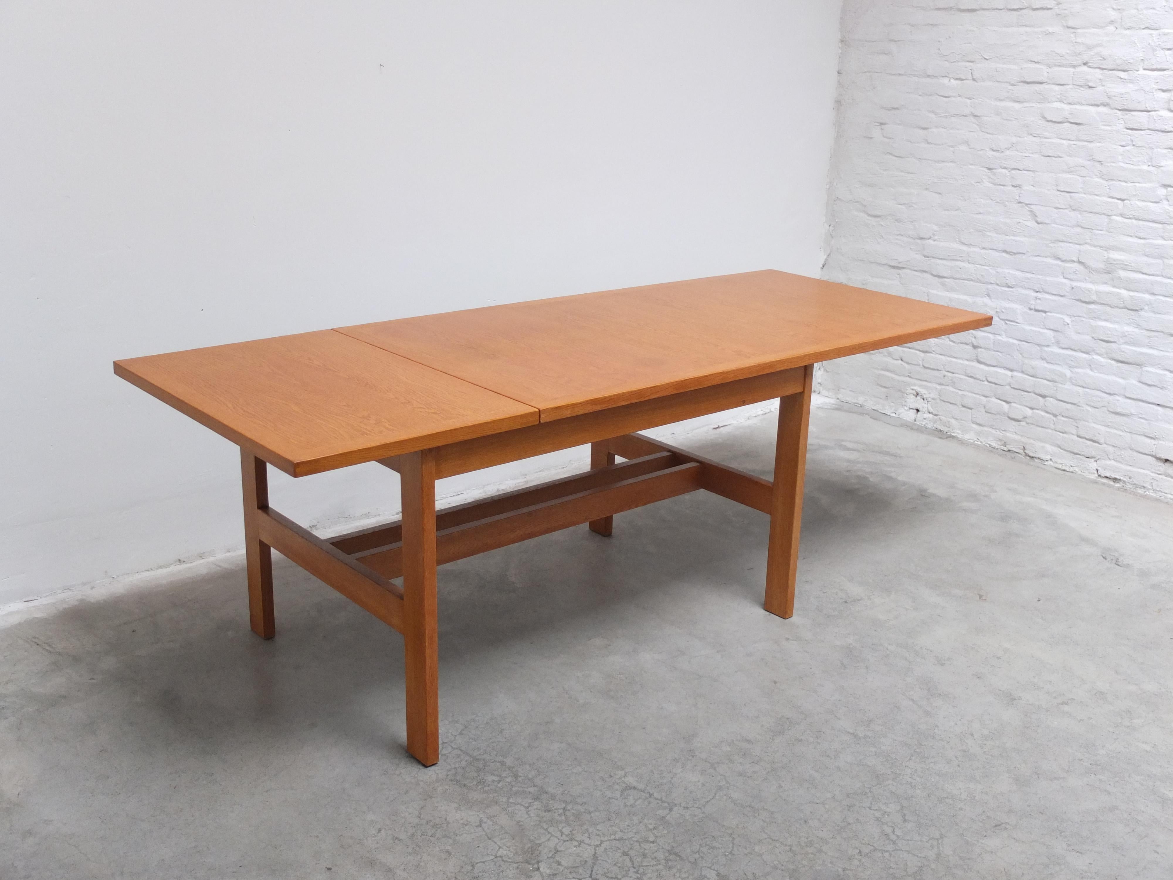 Extendable 'N-Line' Dining Table in Oak by P&J Neirinck, 1960s For Sale 7