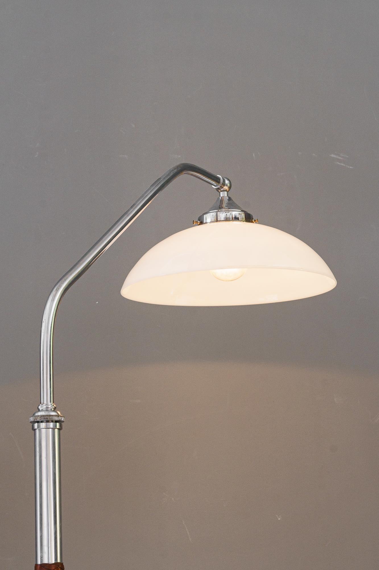 Extendable nickel-plated art deco floor lamp vienna around 1920s For Sale 2