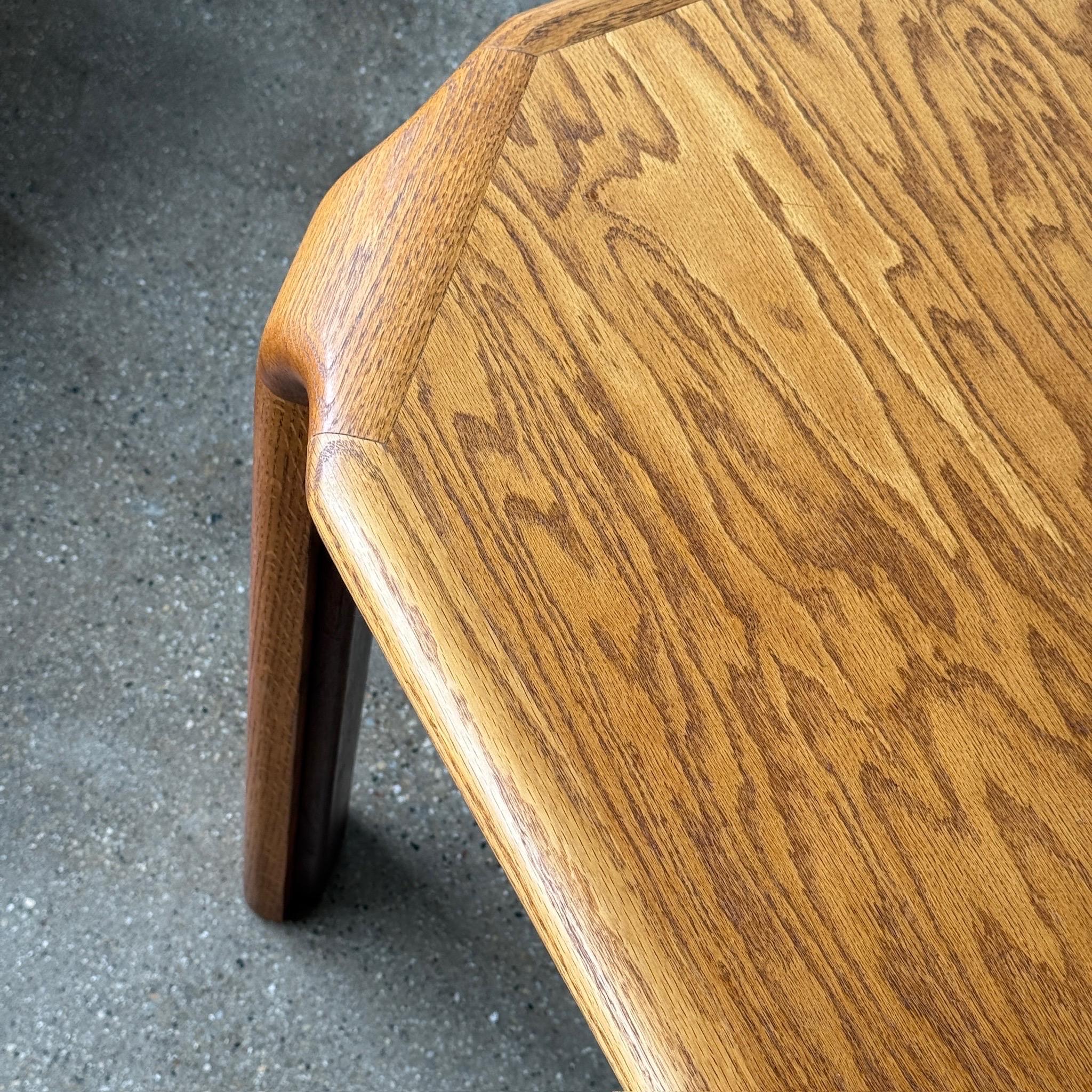 Mid-Century Modern Extendable Oak Dining Table by Lou Hodges for Generation 80 For Sale