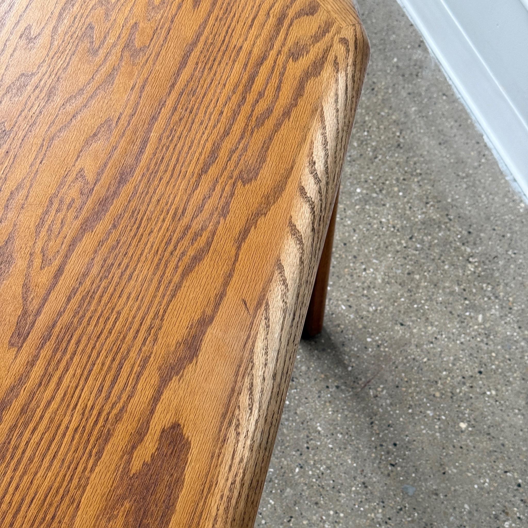 Extendable Oak Dining Table by Lou Hodges for Generation 80 In Good Condition For Sale In Chicago, IL