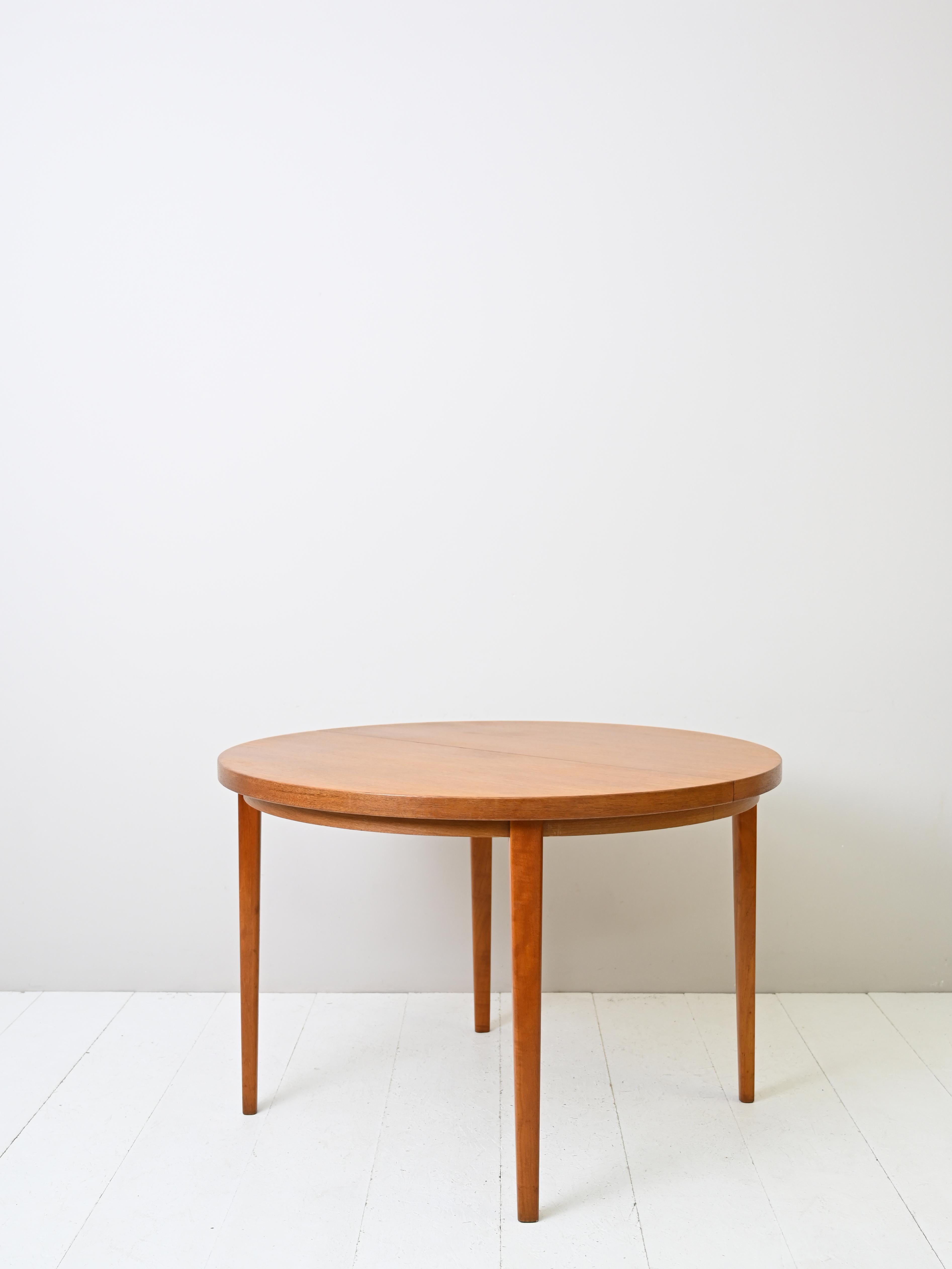 Mid-20th Century Extendable Round Dining Table