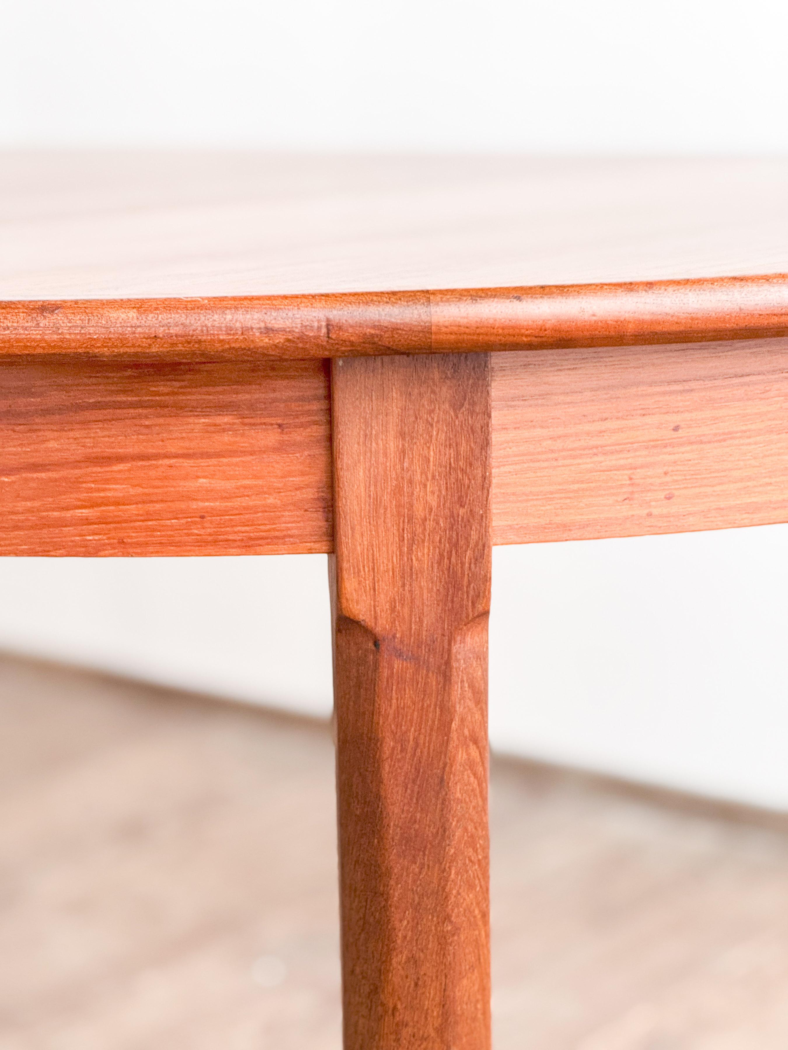 Table de salle à manger ronde extensible en teck, design danois, années 1950 en vente 5