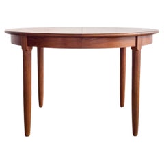 Ausziehbarer runder Esstisch aus Teakholz aus der Mitte des Jahrhunderts, dänisches Design, 1950er Jahre