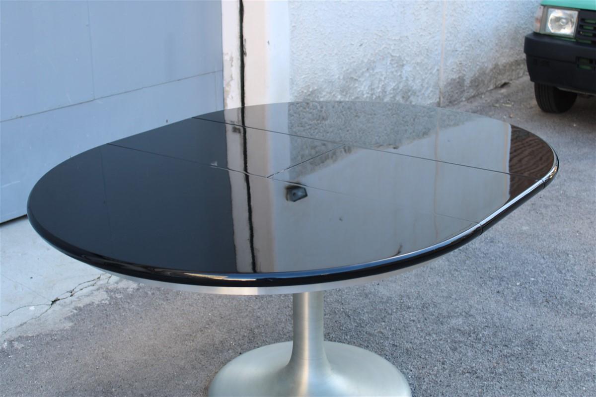 Extendable Round Table in Black Lacquer Satin Metal 1970  Moscatelli  Formanova For Sale 3