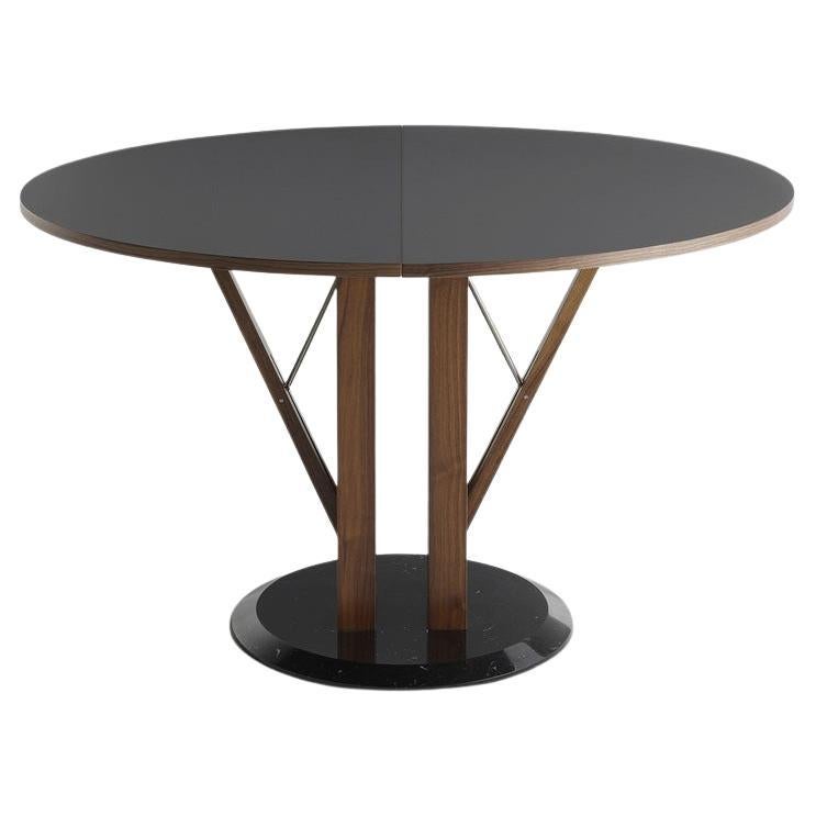 Extendable round table to oval table Casamania 
Horm Flower - D’Urbino Lomazzi in vendita