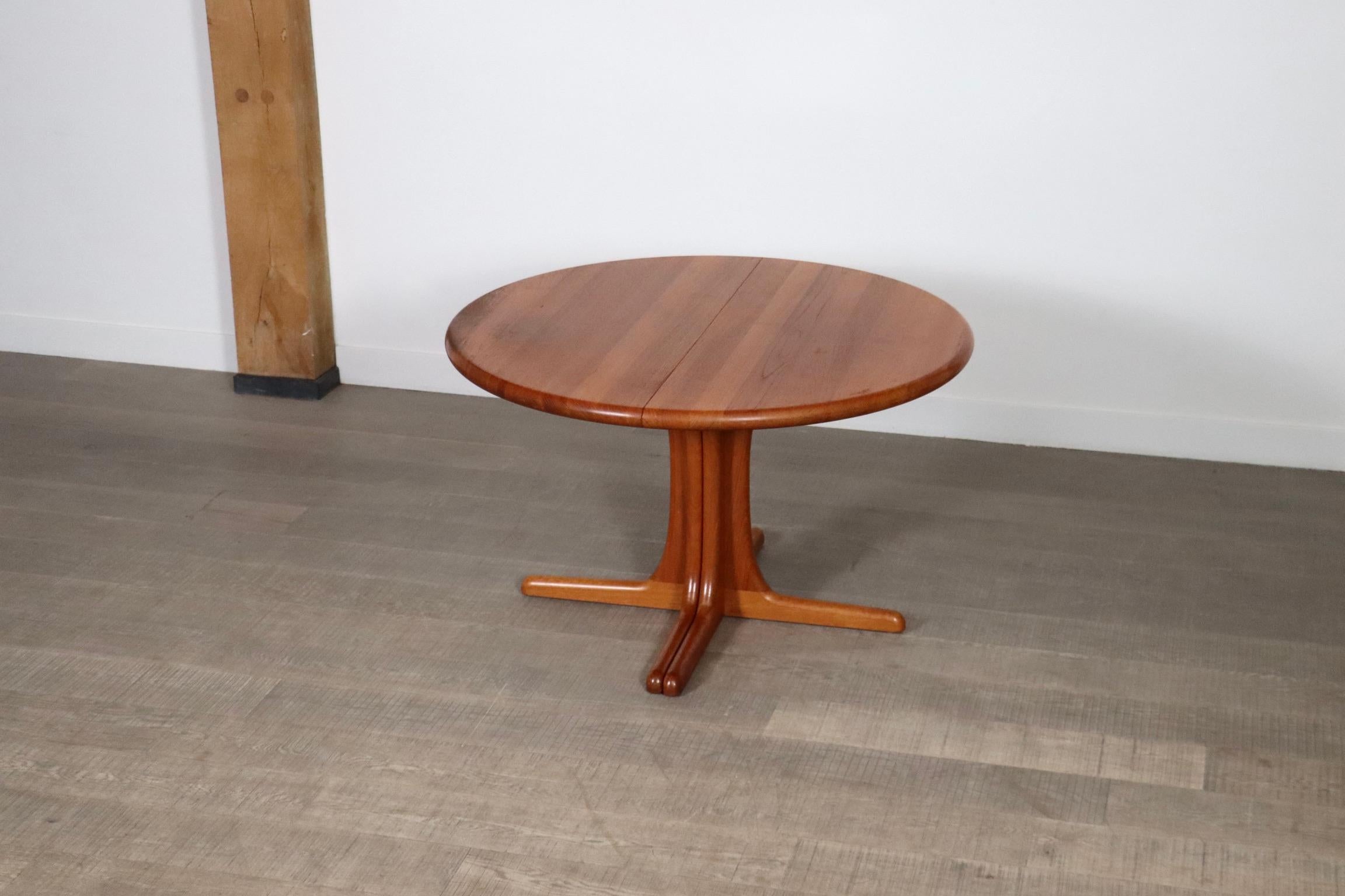 Extendable Round To Oval Dining Table In Teak, Denmark 1960s 4