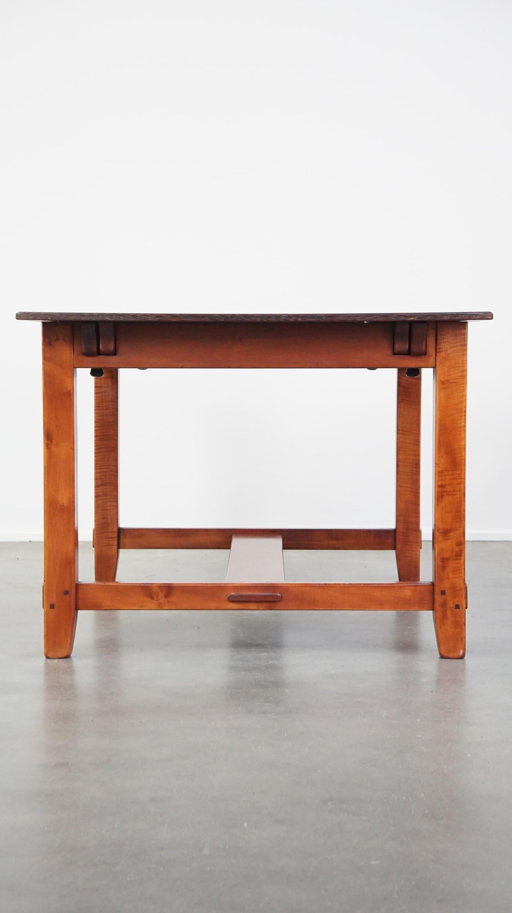 Néerlandais Table à manger extensible Schuitema pour 4 à 6 personnes de la collection Shaker en vente