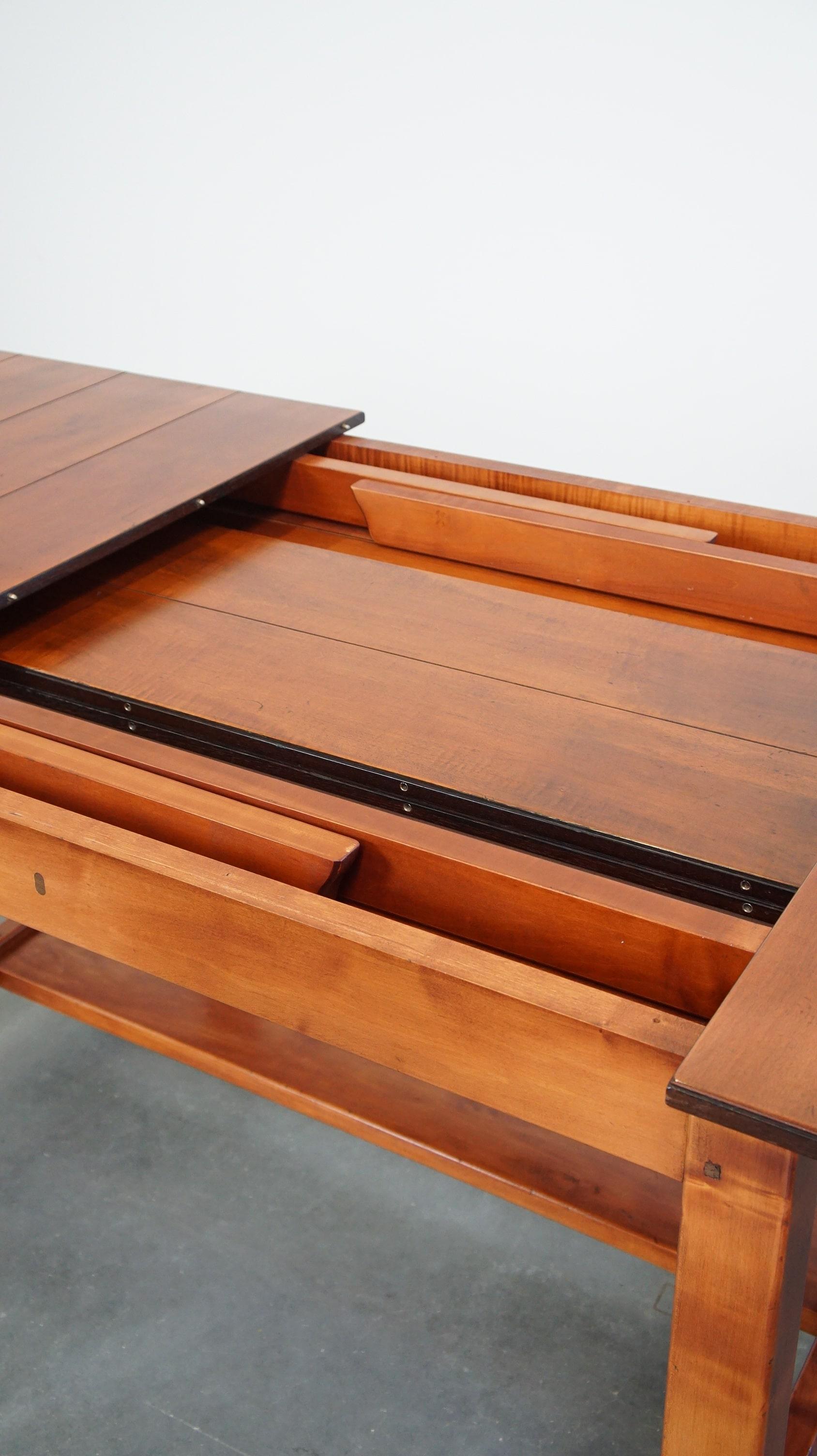 Table à manger extensible Schuitema pour 4 à 6 personnes de la collection Shaker en vente 1