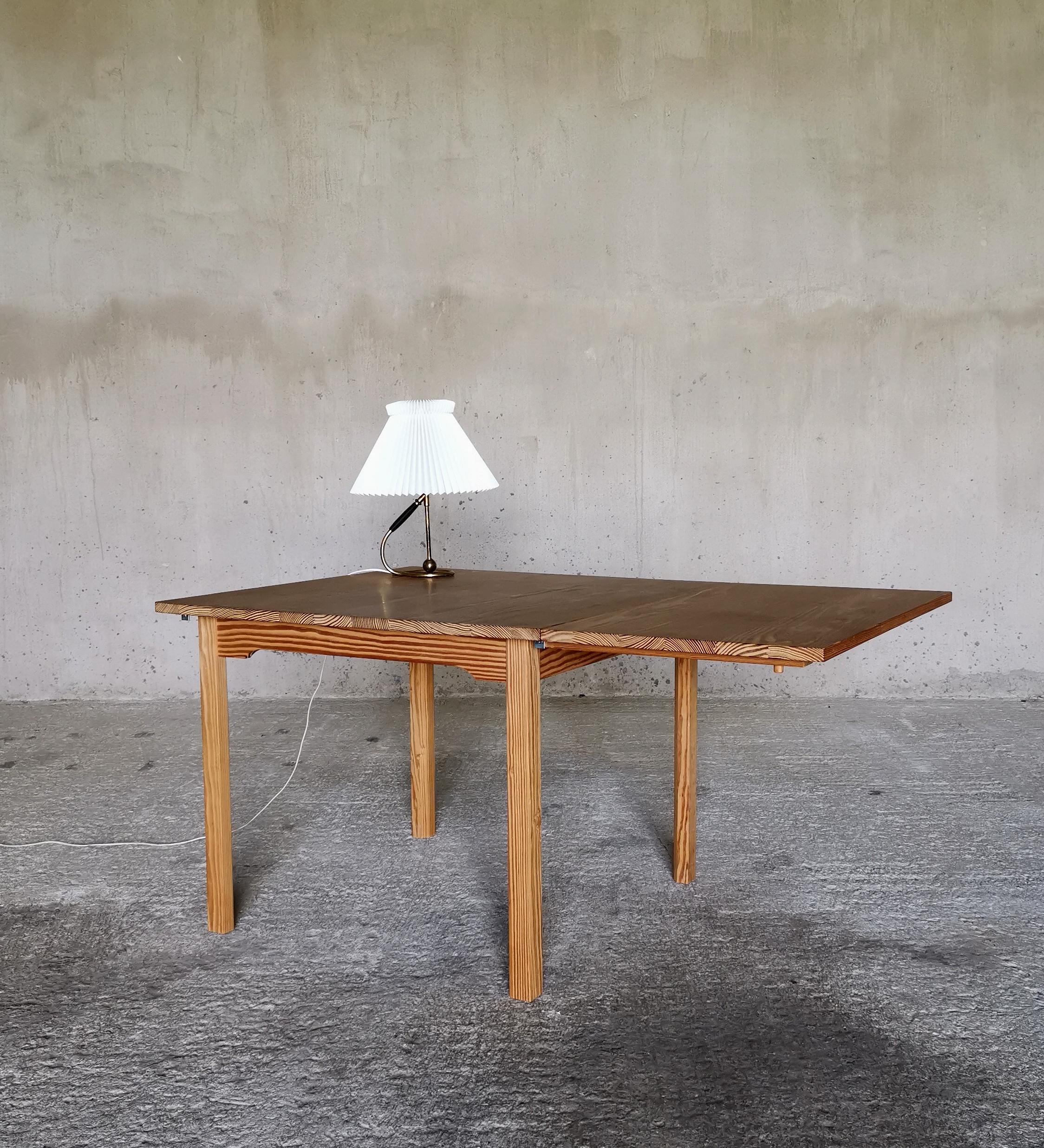 Table de bureau / salle à manger à abattant en pin d'Oregon massif, pièce de Compagnon Danemark années 1960 en vente 6