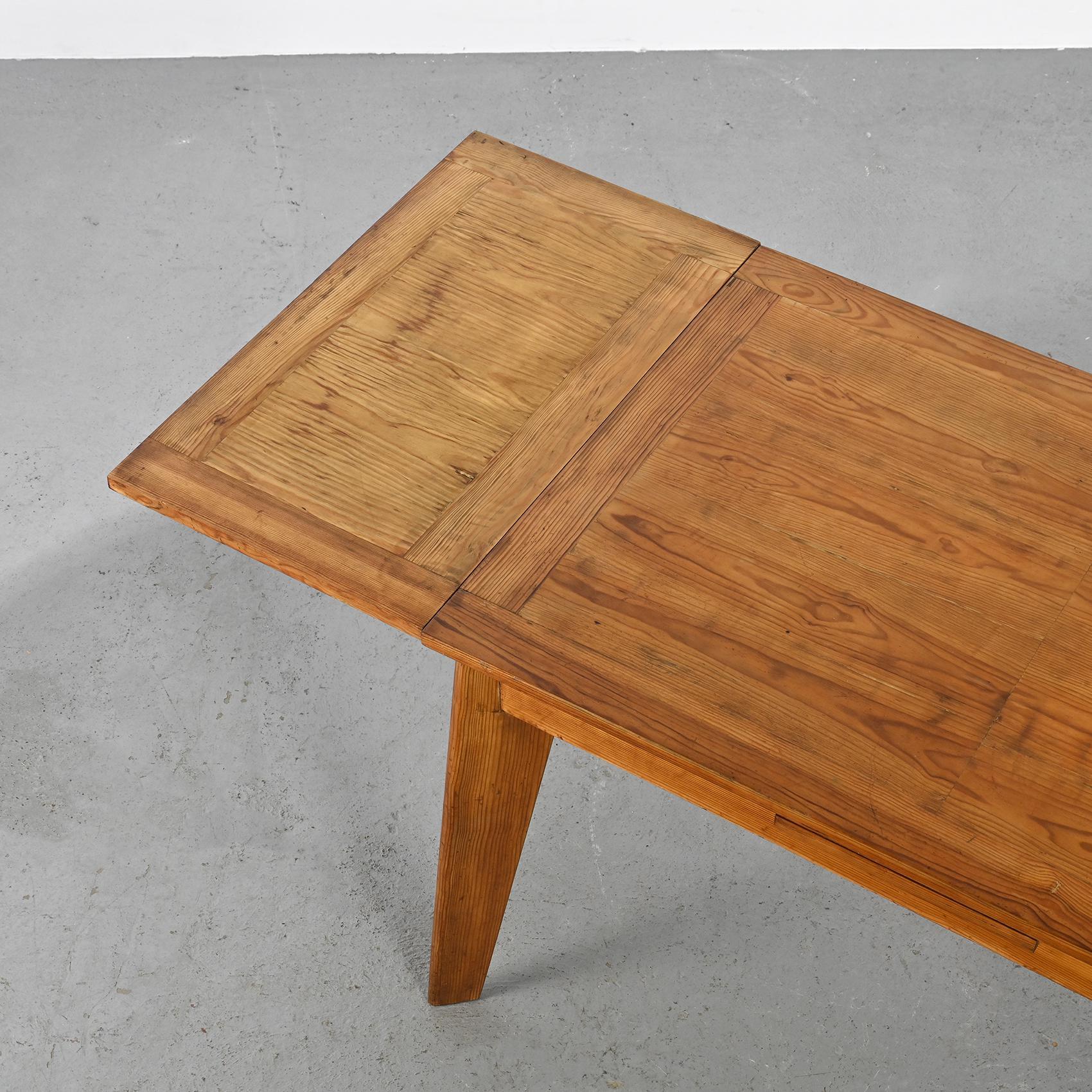 Extendable Table in Solid Pine, French Reconstruction ca. 1945 4