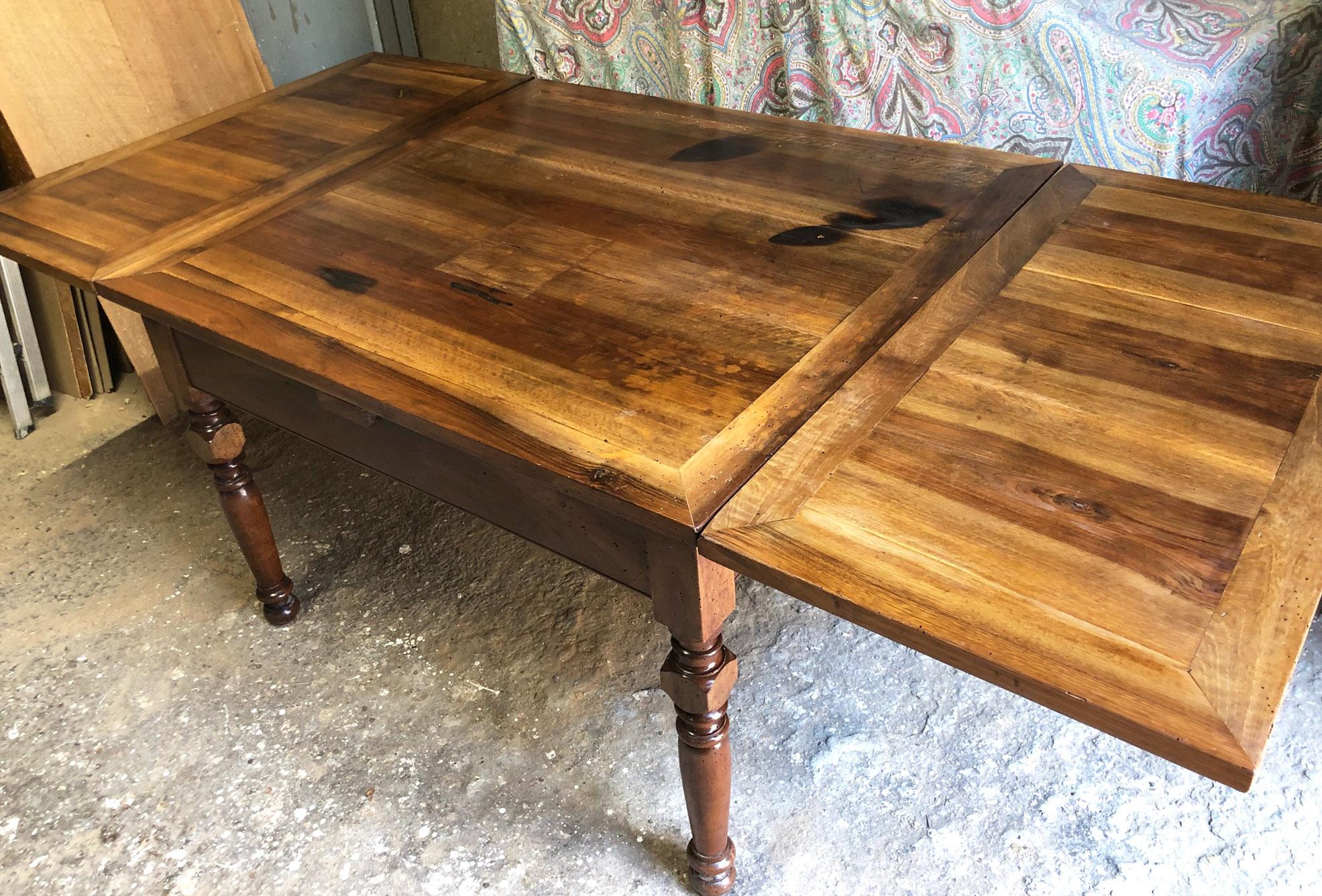 Extendable Table in Solid Tuscan Walnut, Original Farmhouse For Sale 2