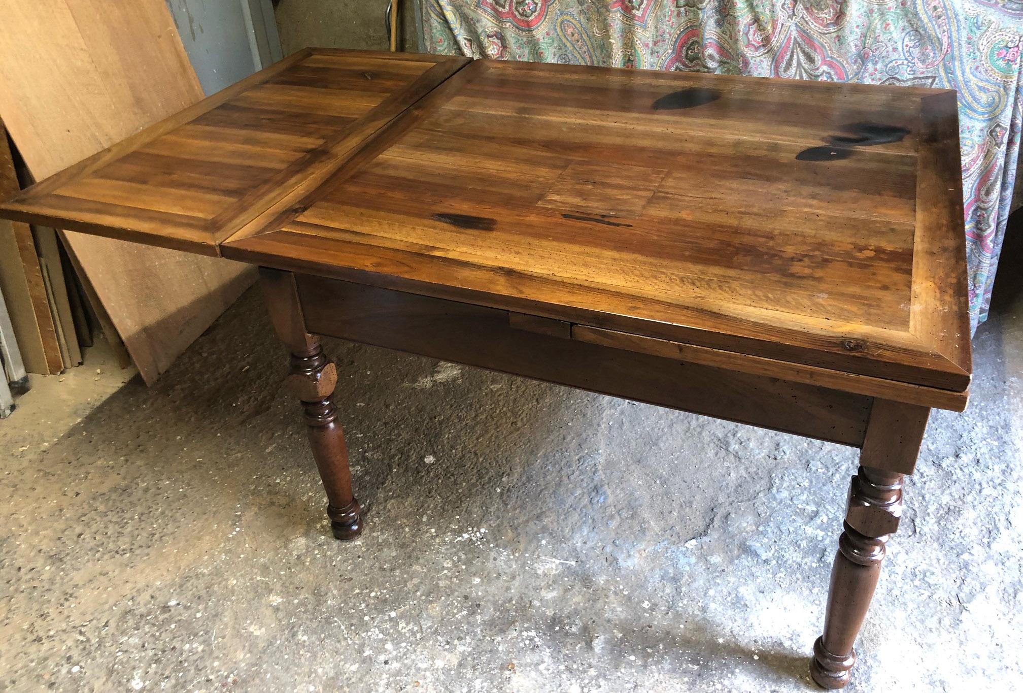 Extendable Table in Solid Tuscan Walnut, Original Farmhouse For Sale 5