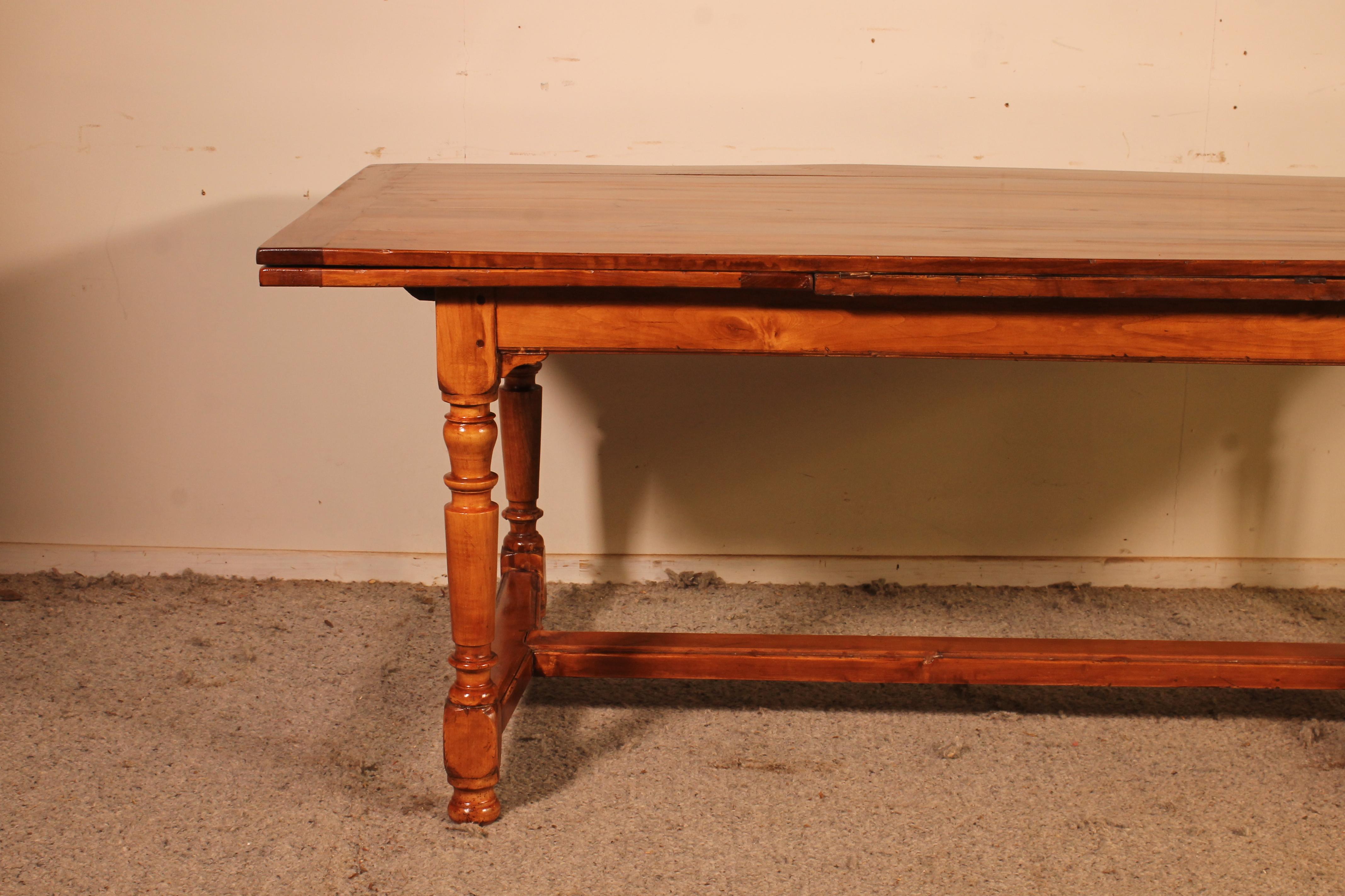Louis XIII Extendable Table with Turned Legs, 19th Century, France For Sale