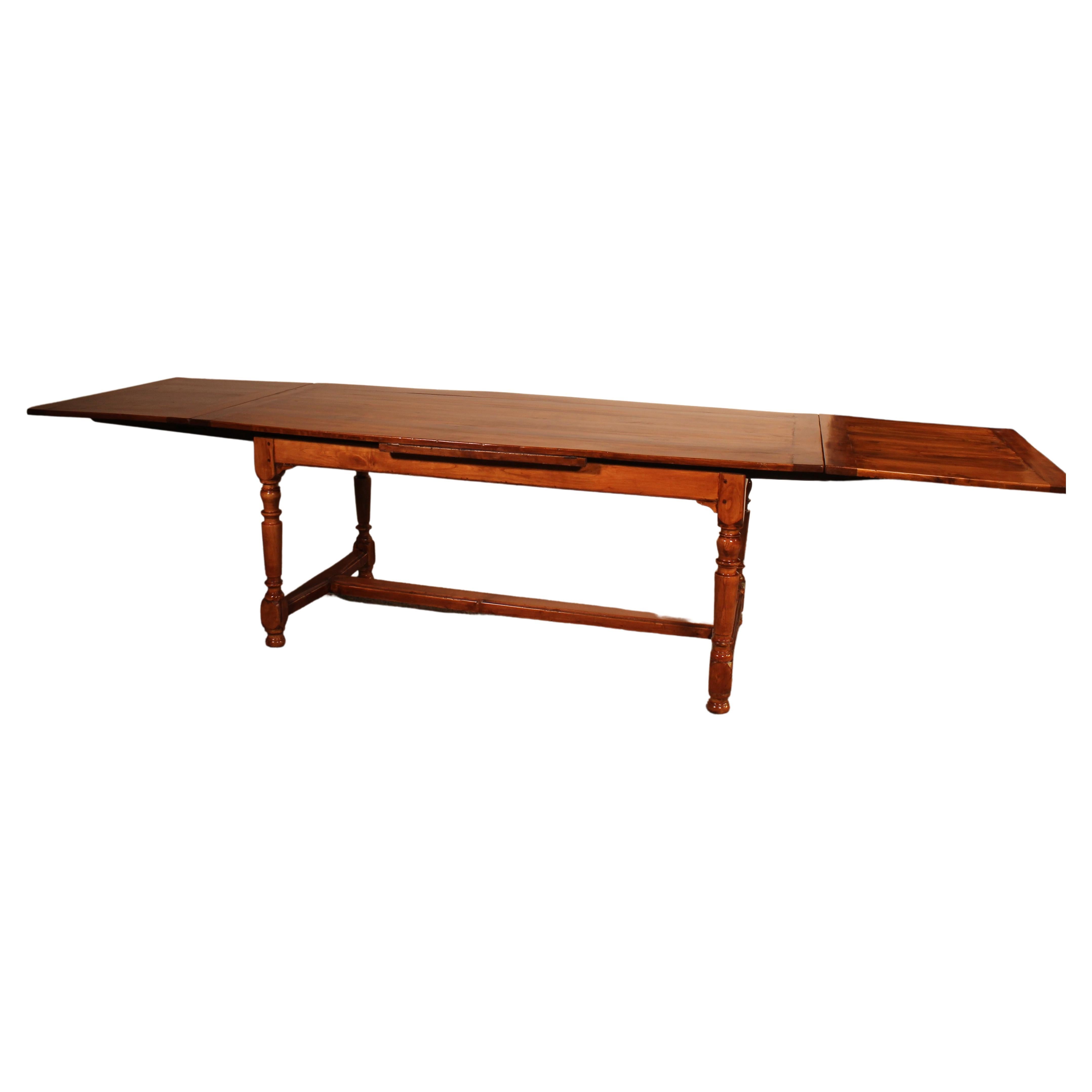 Extendable Table with Turned Legs, 19th Century, France For Sale