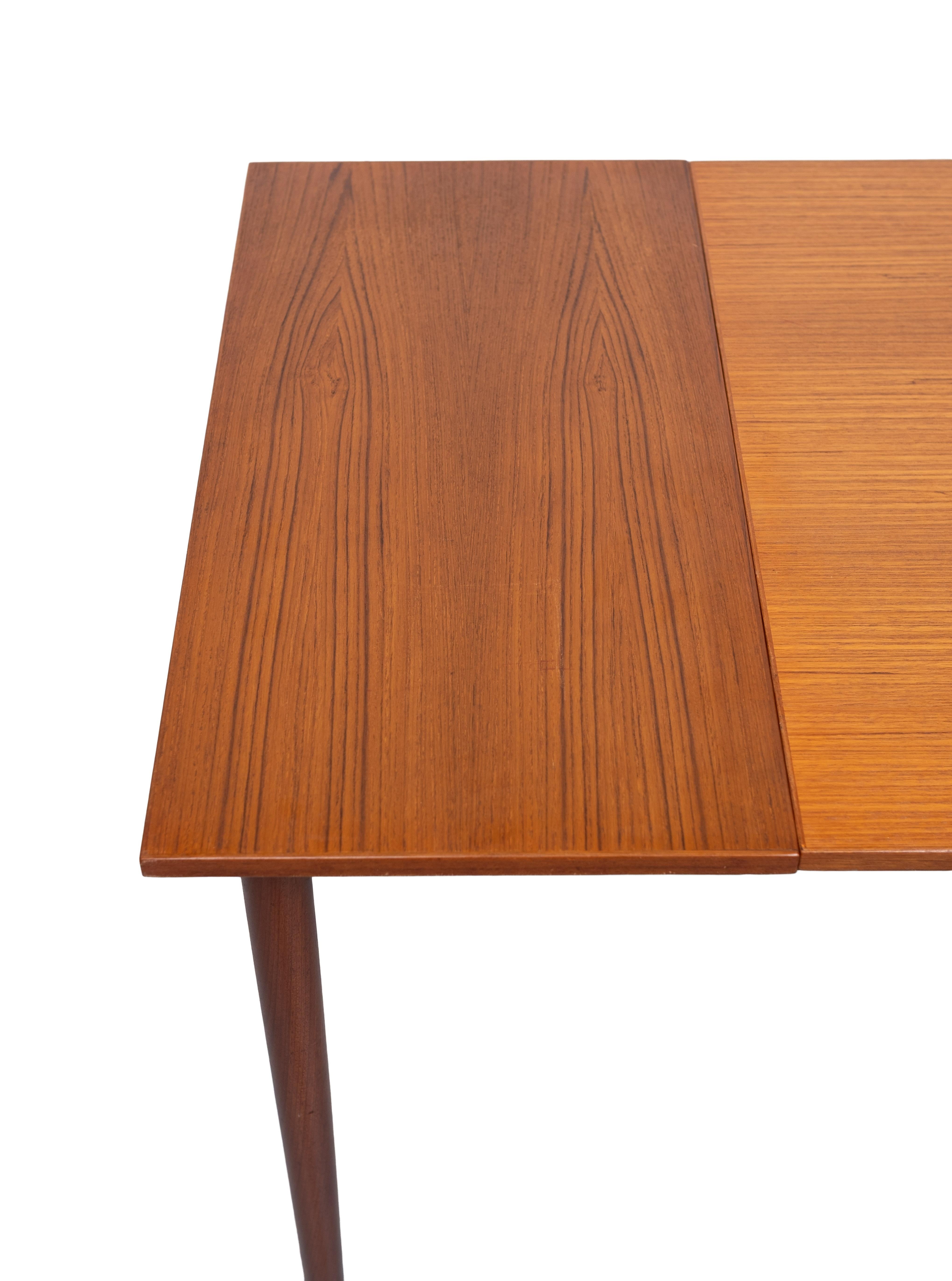 extendable Teak dining table 1960s Holland For Sale 3
