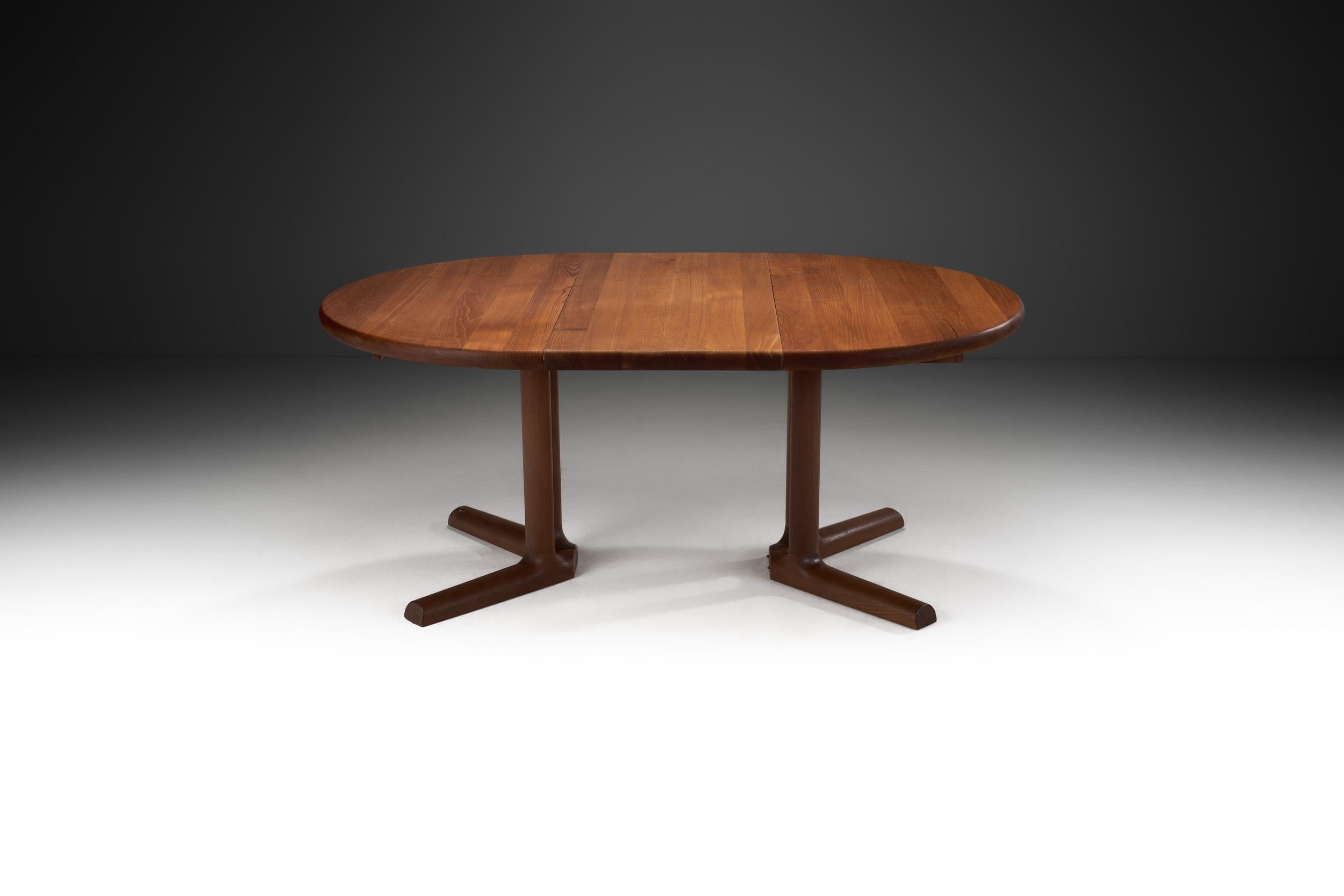 dyrlund extending dining table