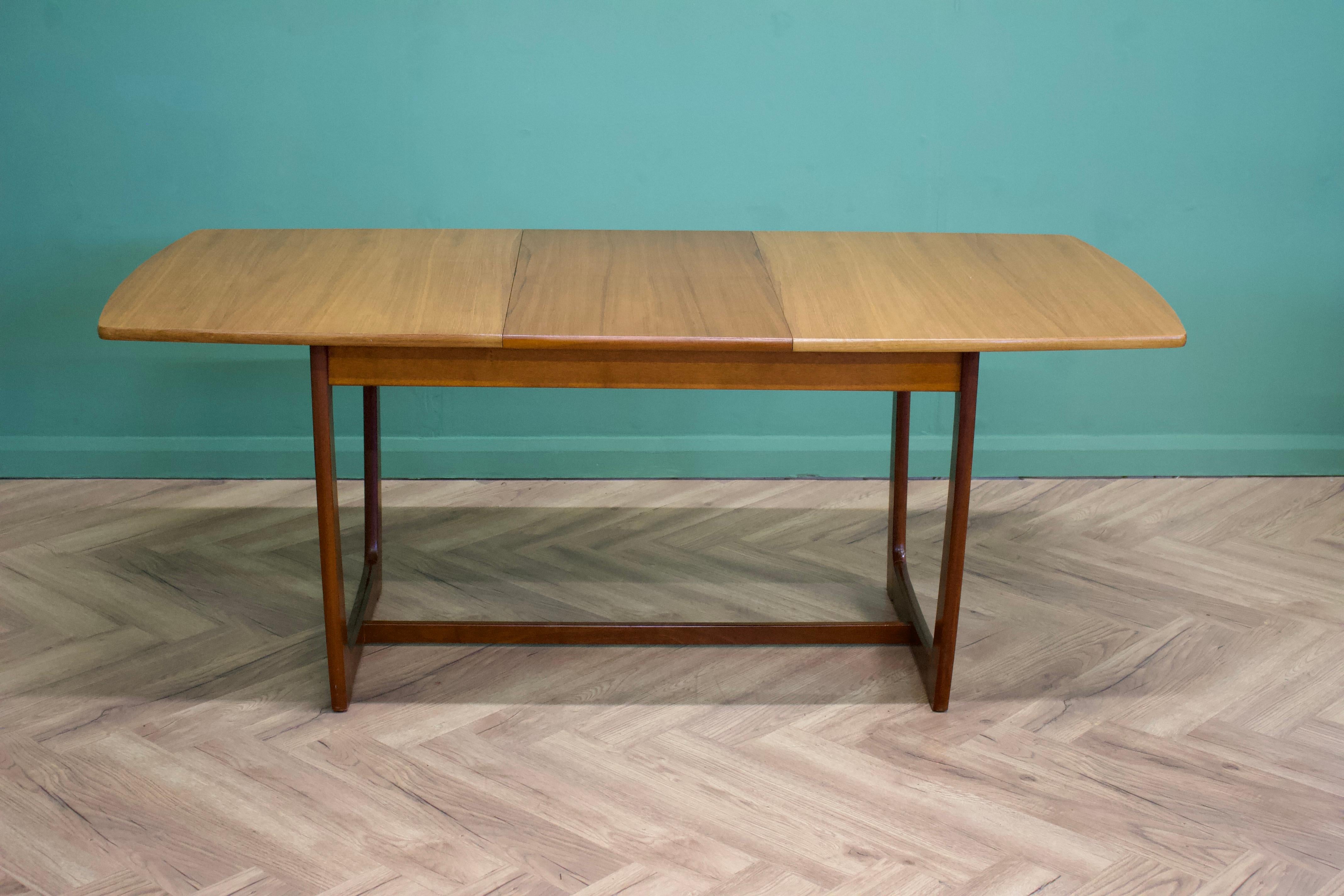 Extendable Teak Dining Table & Chairs from Portwood, 1960s, Set of 7 In Good Condition In South Shields, GB