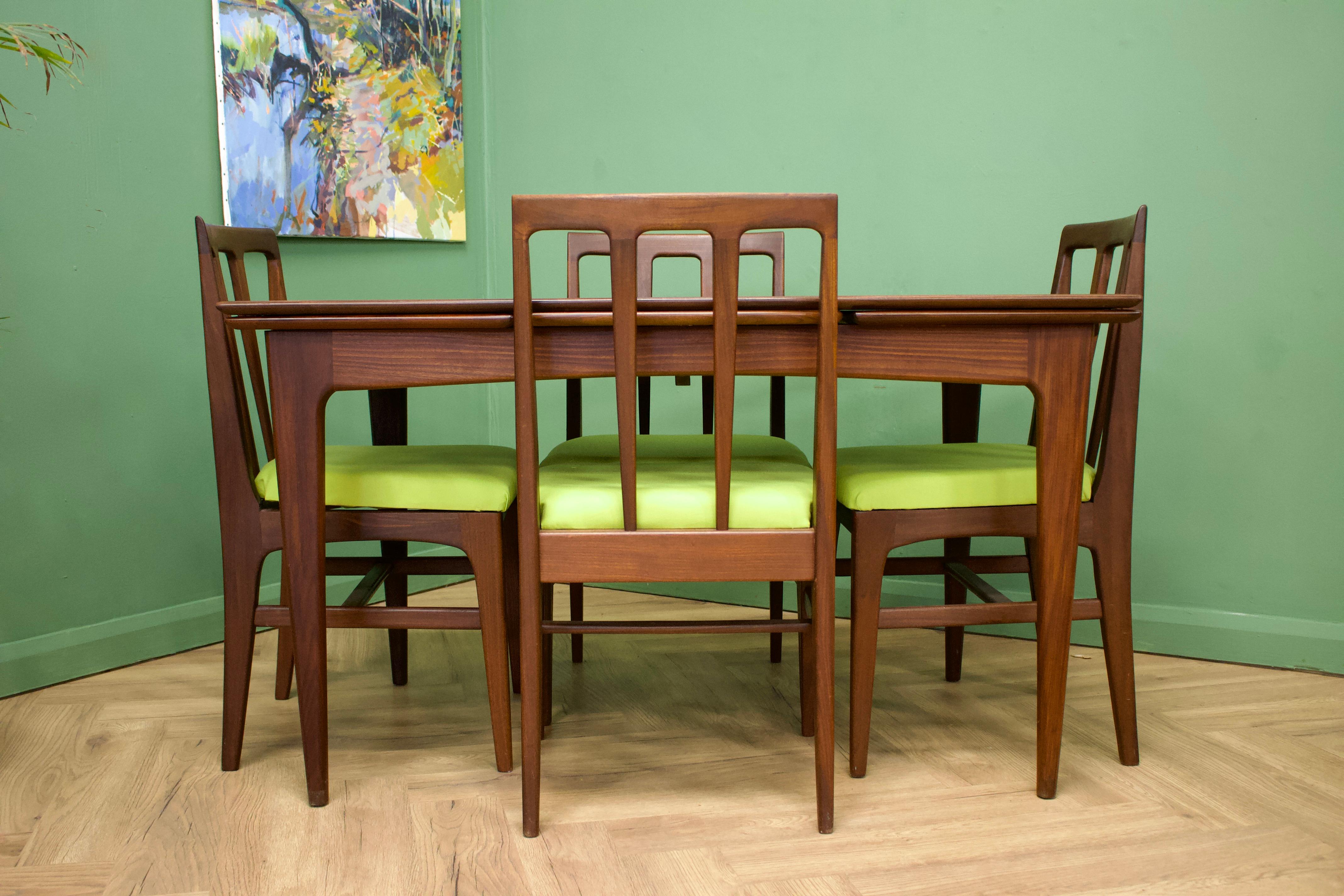 1960s table and chairs