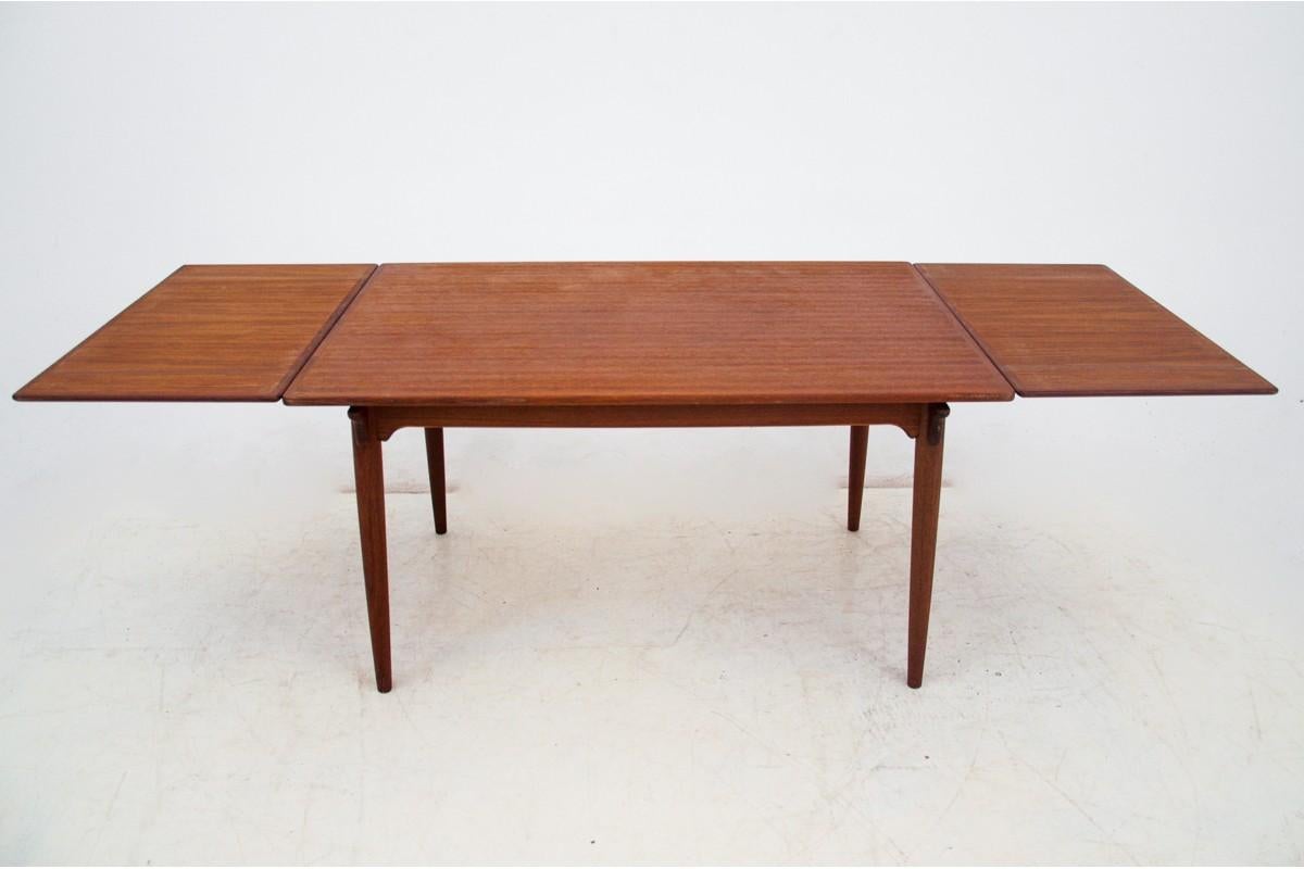 Extendable Teak Dining Table, Danish Design, 1960s In Good Condition In Chorzów, PL