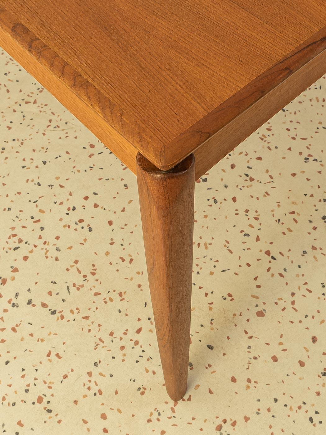Mid-20th Century Extendable Teak Dining Table from the 1960s by H.W. Klein for Bramin, Denmark