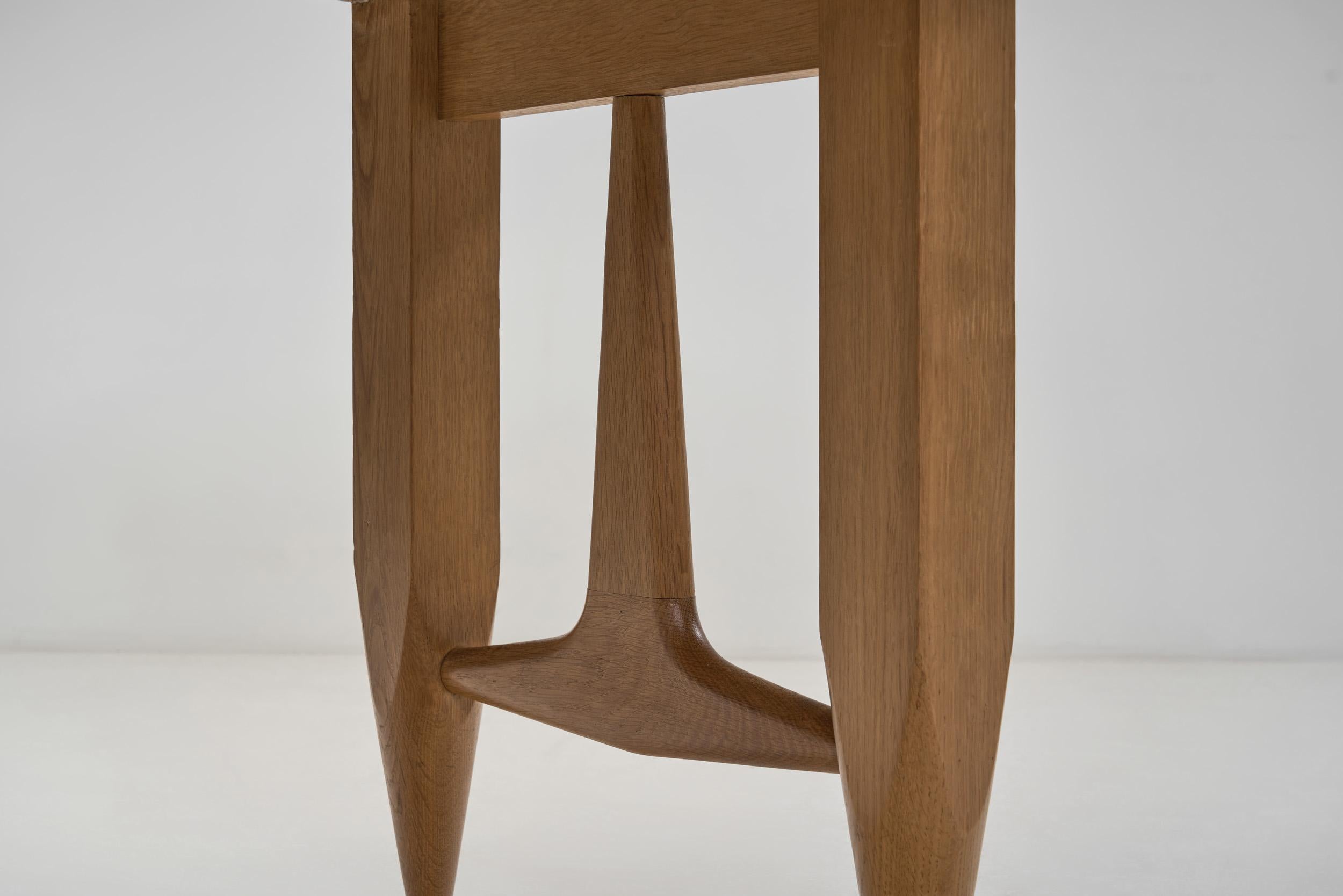 Ausziehbarer Esstisch aus Holz und Furnier von Guillerme et Chambron, Frankreich 1960er Jahre im Angebot 6