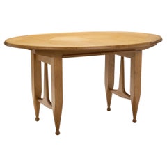 Table de salle à manger extensible en bois et placage de Guillerme et Chambron, France, années 1960