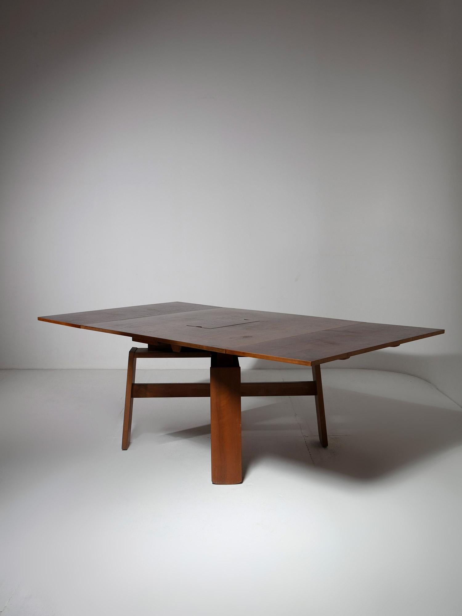 Italian Extendible Squared Dining Table by Silvio Coppola for Bernini, Italy, 1960s For Sale