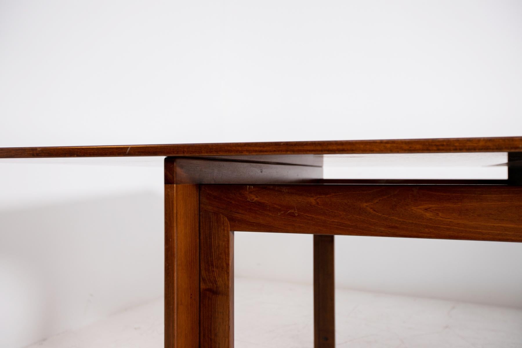 Italian Extendible Walnut Table by Afra & Tobia Scarpa for Cassina Mod. 