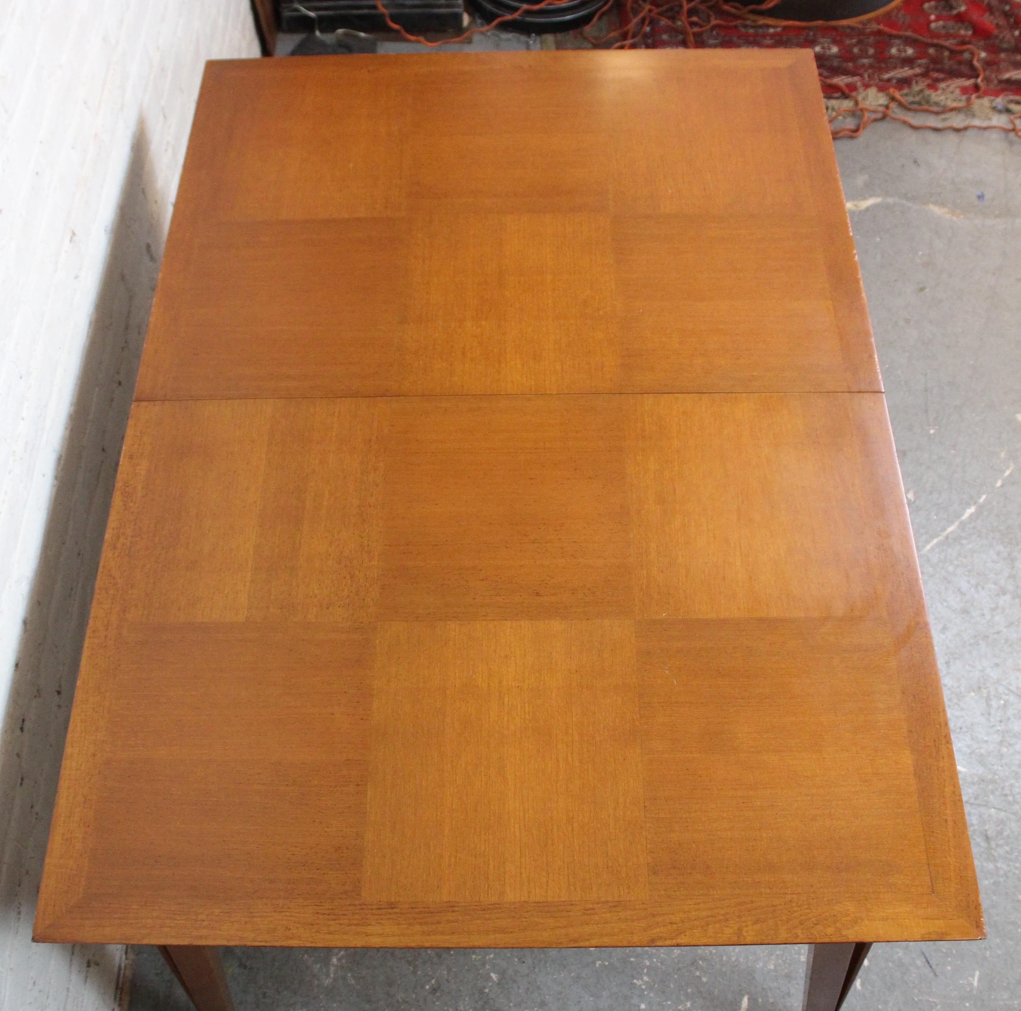 Mahogany Extending Checkerboard Pattern Dining Table w/ 2 Leaves For Sale