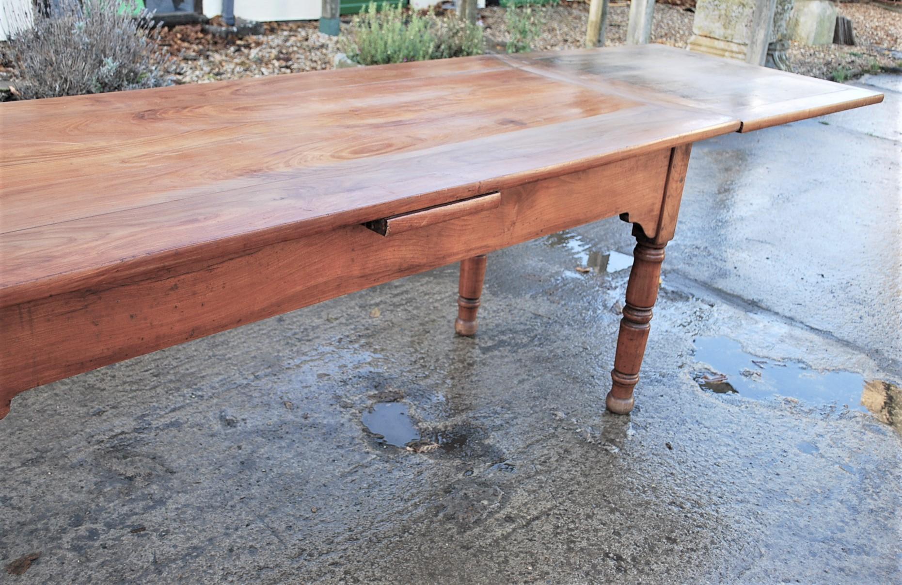 Country  Extending  Farmhouse kitchen Table For Sale