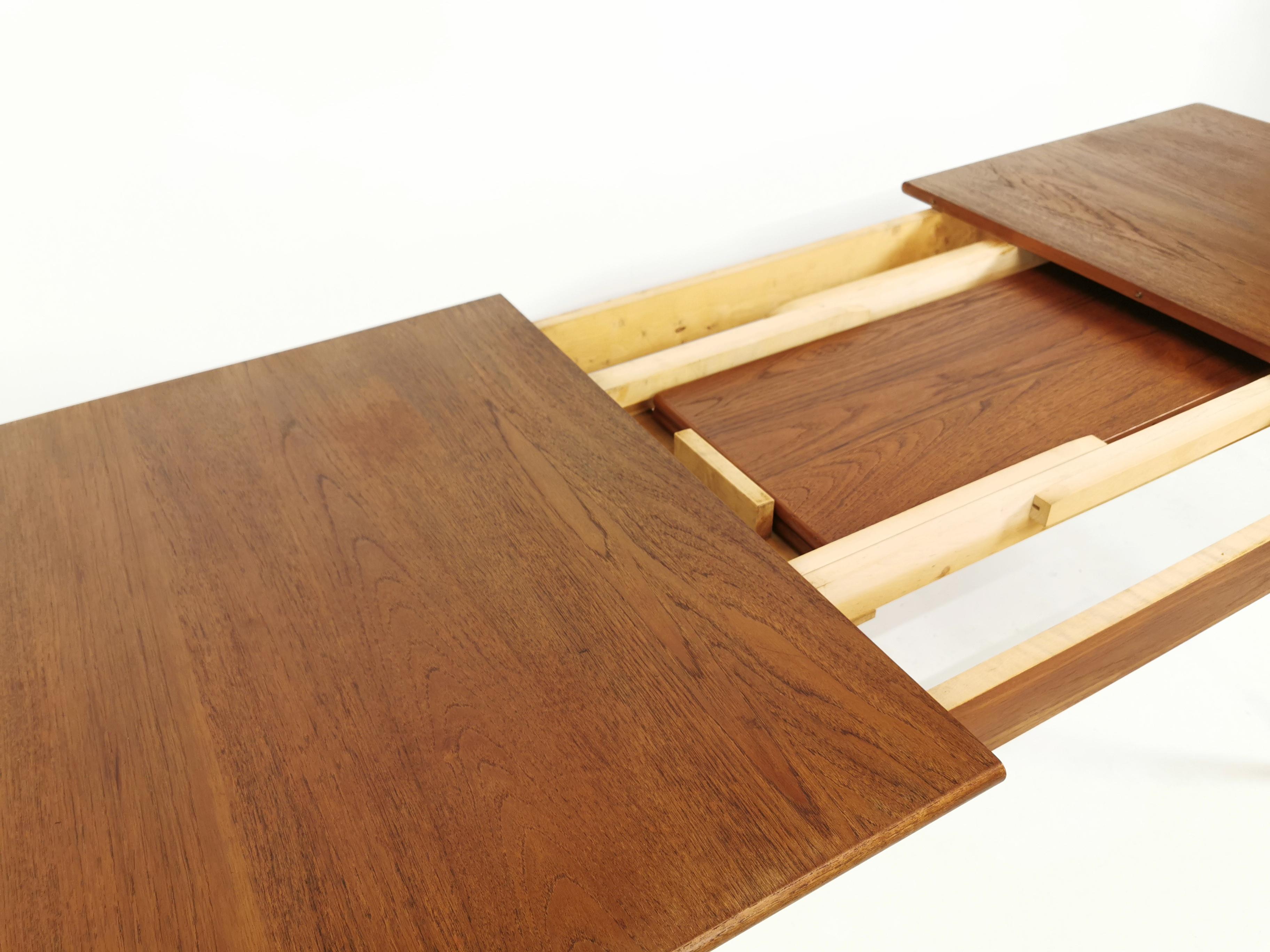 nils jonsson dining table