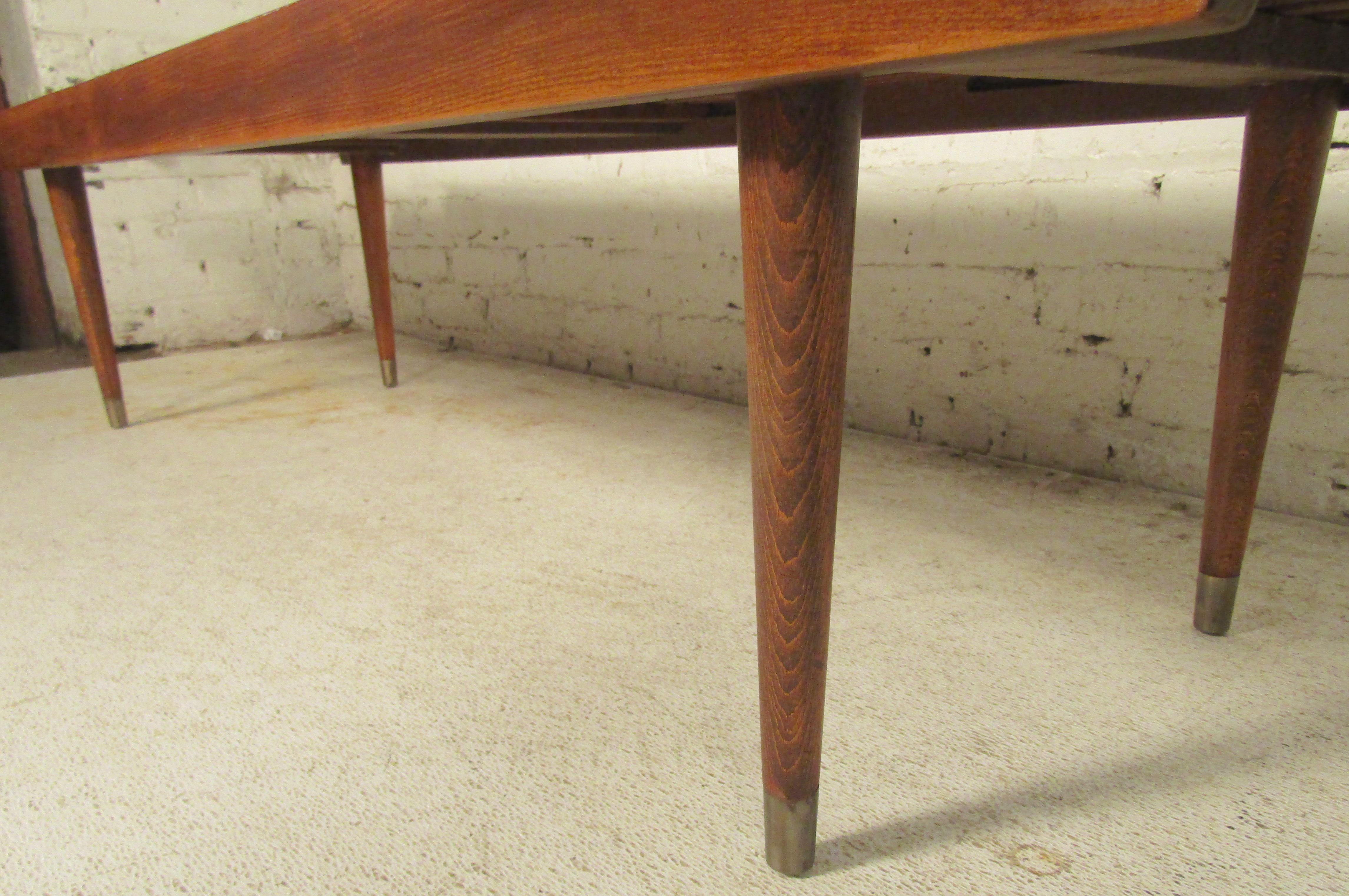 Mid-20th Century Extending Slat Table